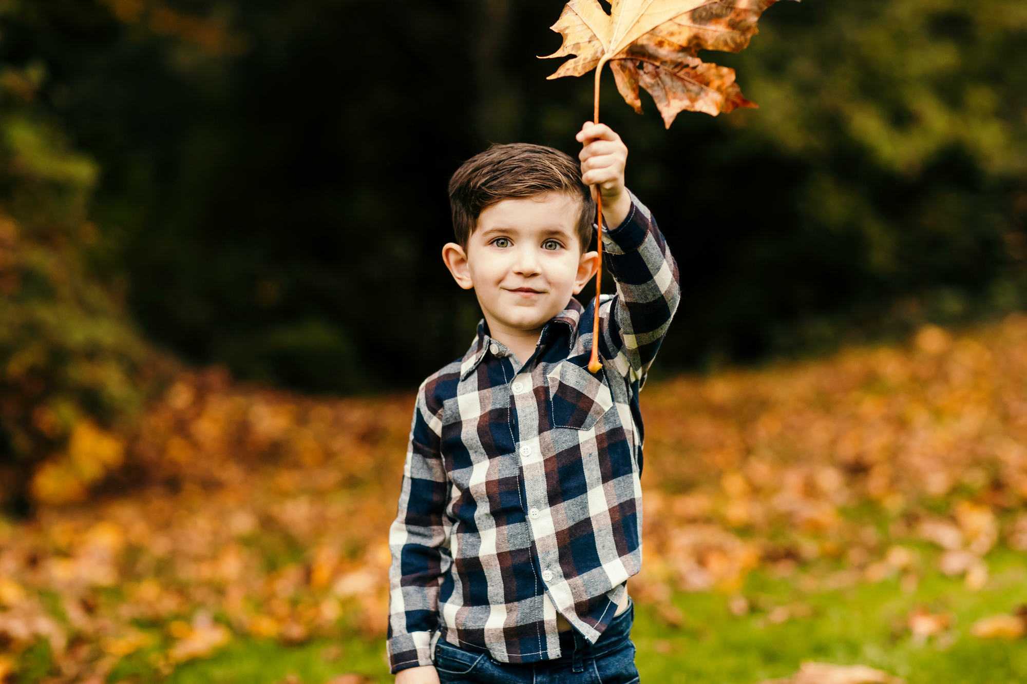 Family of Three in Carnation by Snoqualmie Family Photographer James Thomas Long Photography