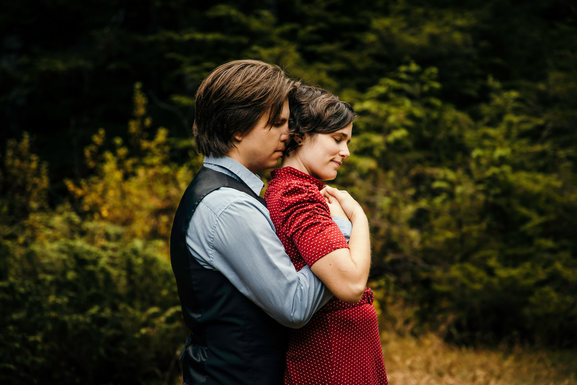 Cascade Mountain adventure engagement session by Seattle wedding photographer James Thomas Long Photography