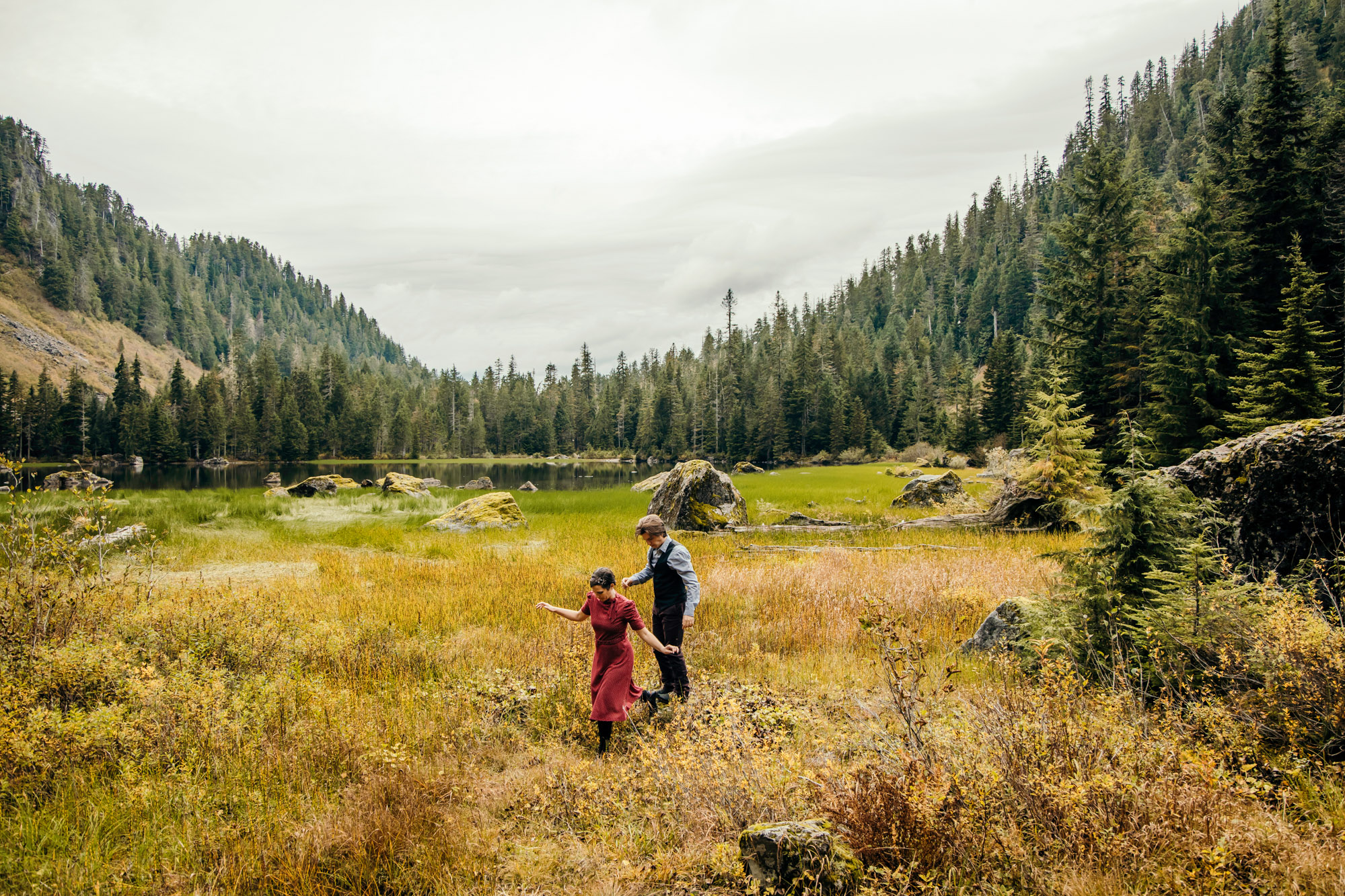 Cascade Mountain adventure engagement session by Seattle wedding photographer James Thomas Long Photography