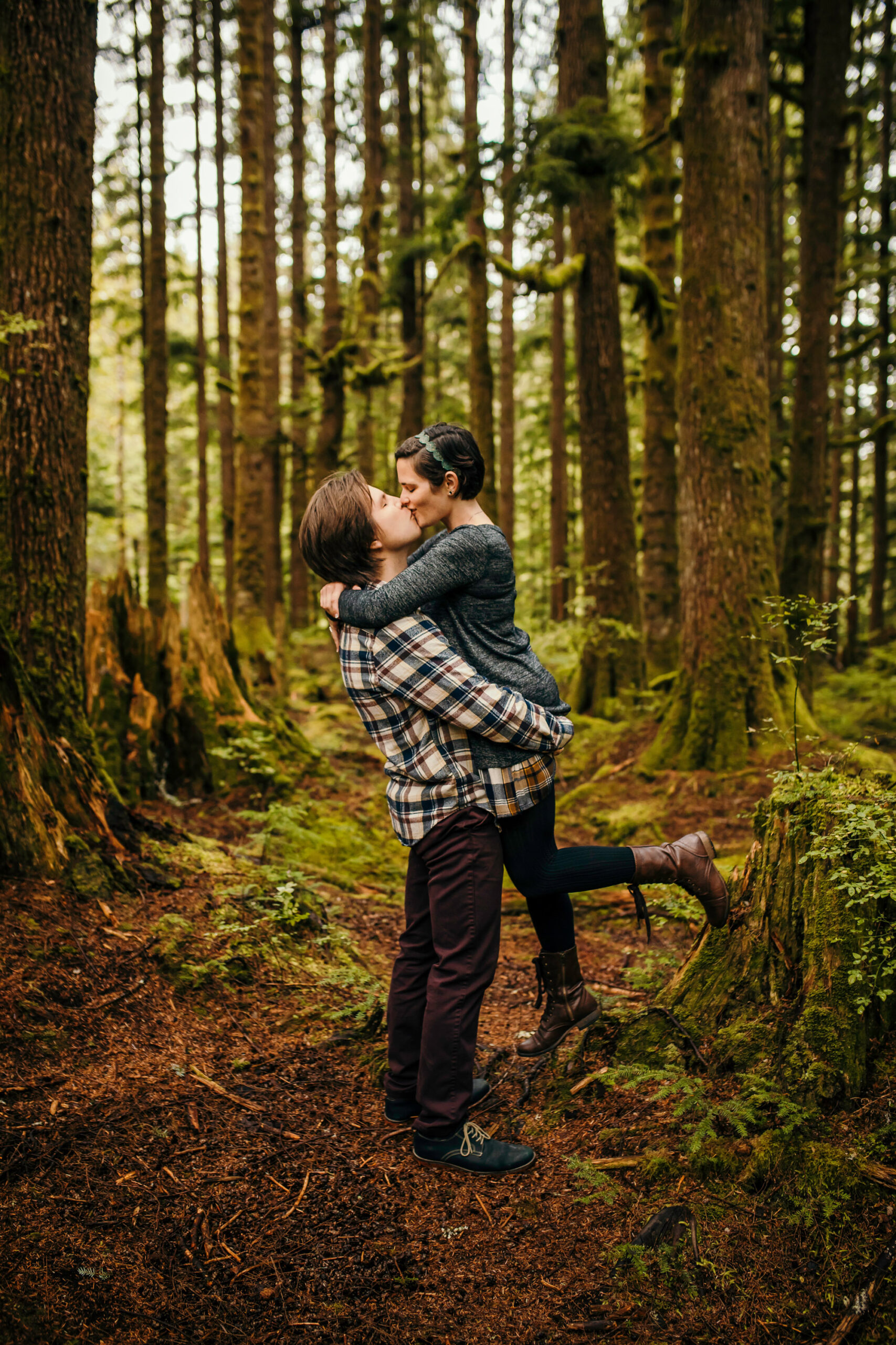 Cascade Mountain adventure engagement session by Seattle wedding photographer James Thomas Long Photography