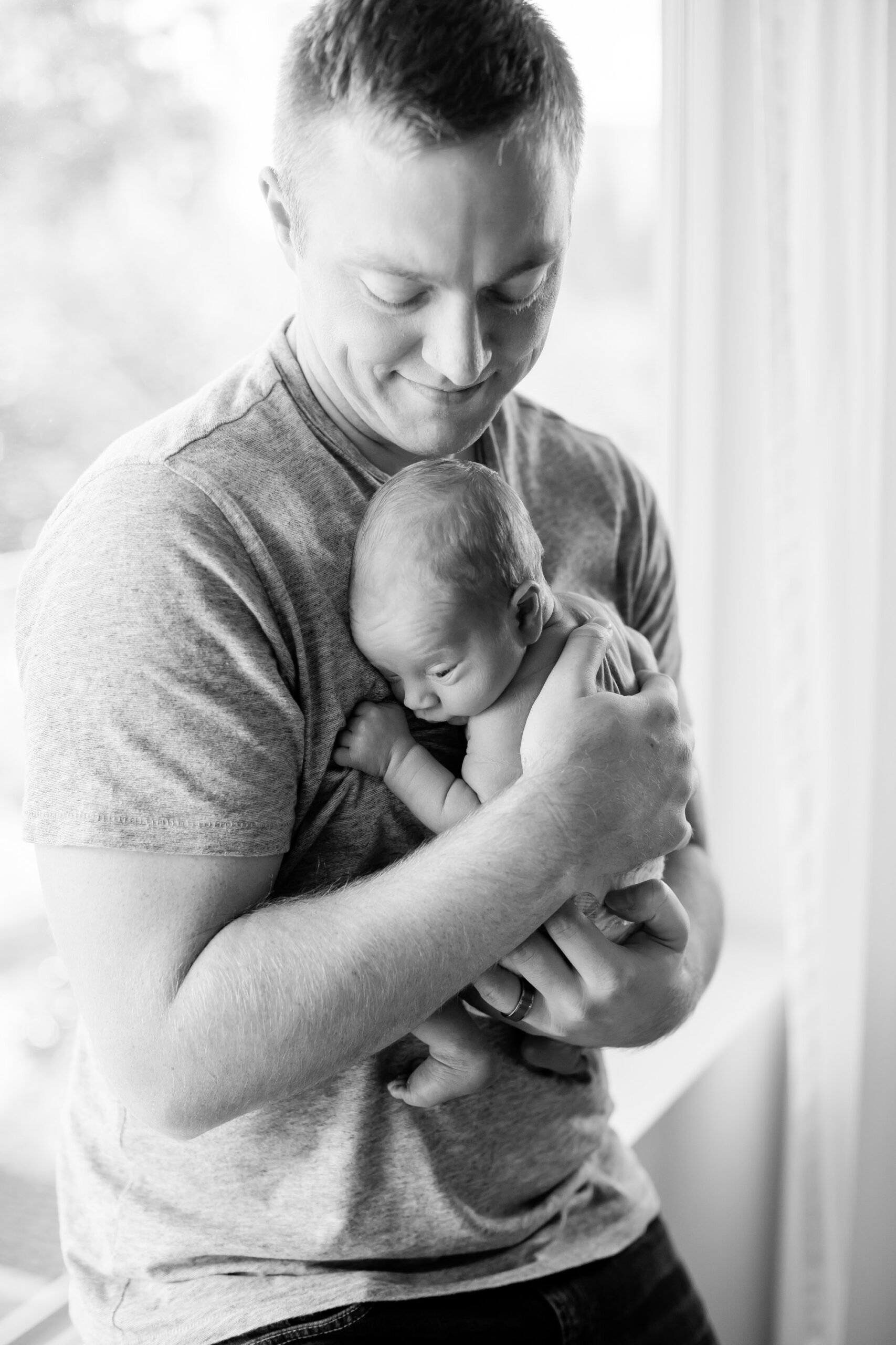 Snoqualmie WA newborn photography session by James Thomas Long Photography