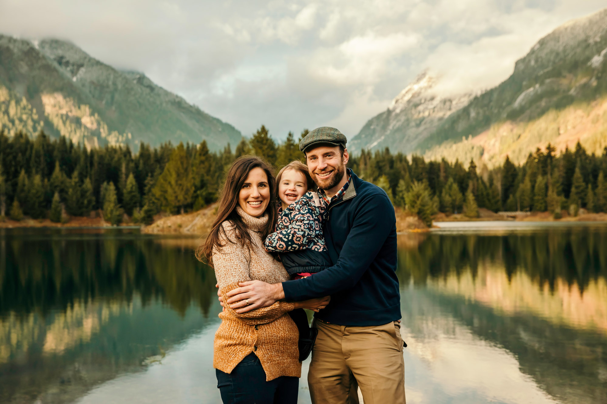 Seattle extended family photography session by Seattle family photographer James Thomas Long Photography