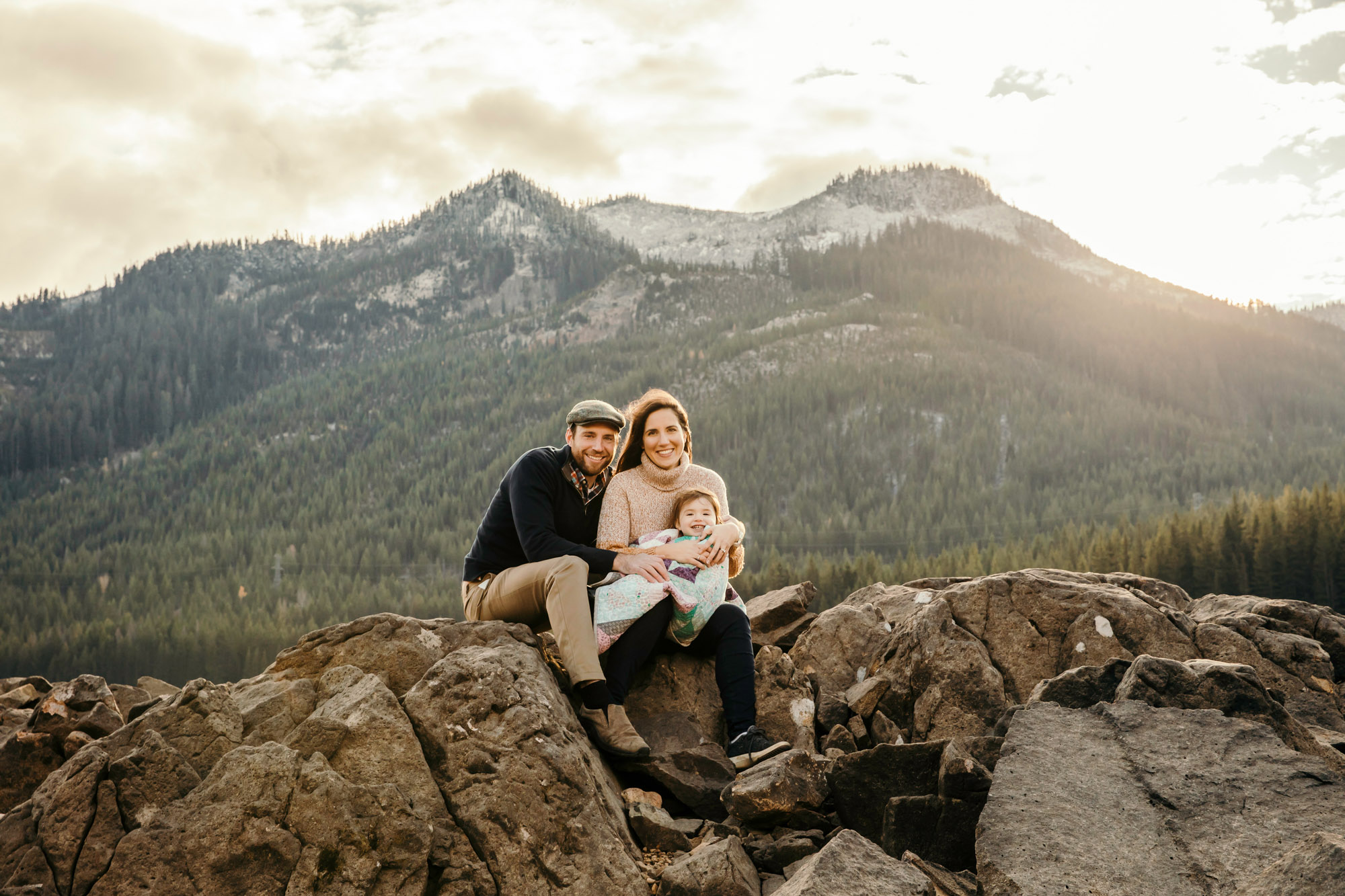 Seattle extended family photography session by Seattle family photographer James Thomas Long Photography