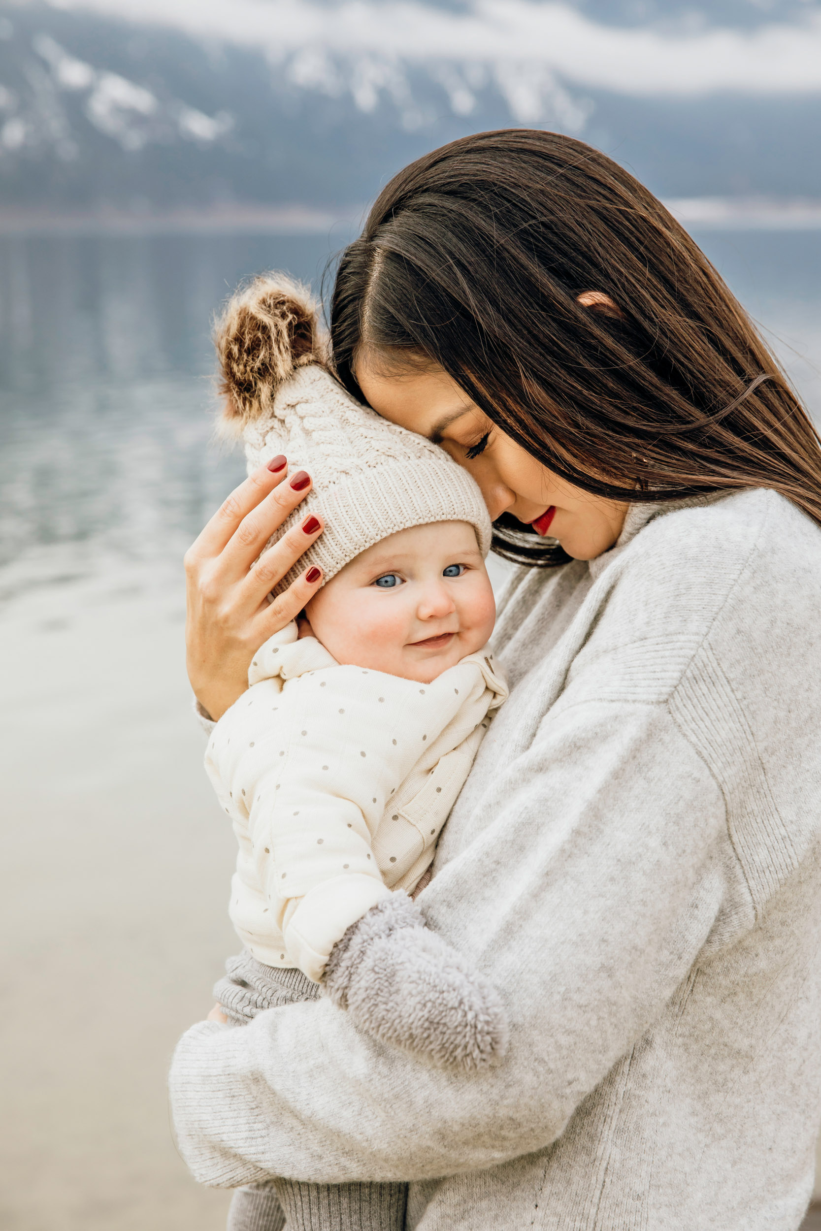 Family and baby session in the Cascade mountains by Seattle family photographer James Thomas Long Photography