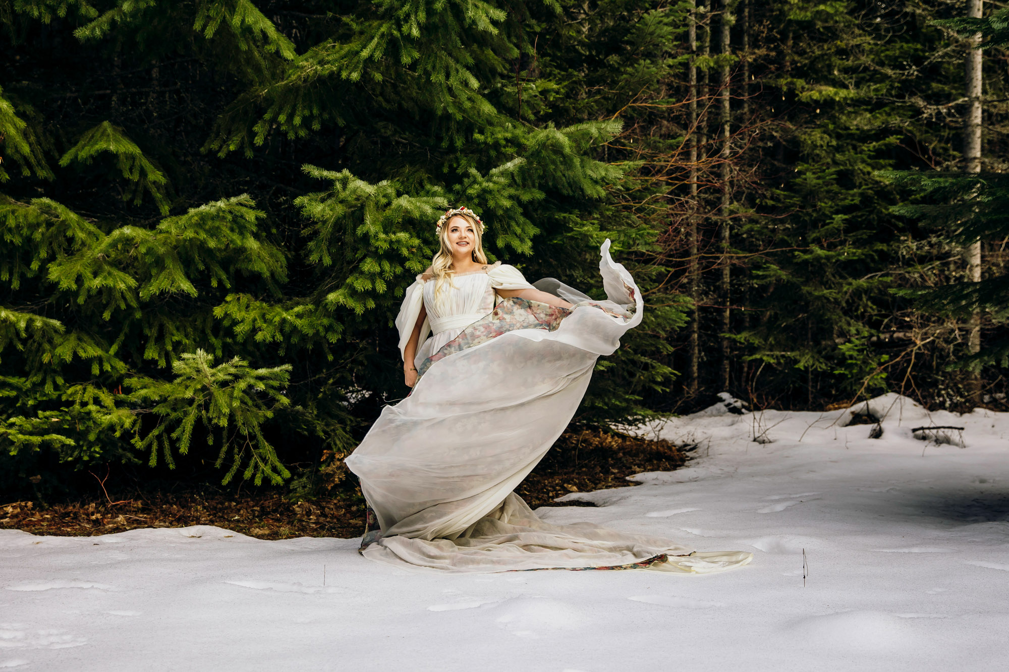 Snoqualmie Pass elopement by Seattle Wedding Photographer James Thomas Long Photography