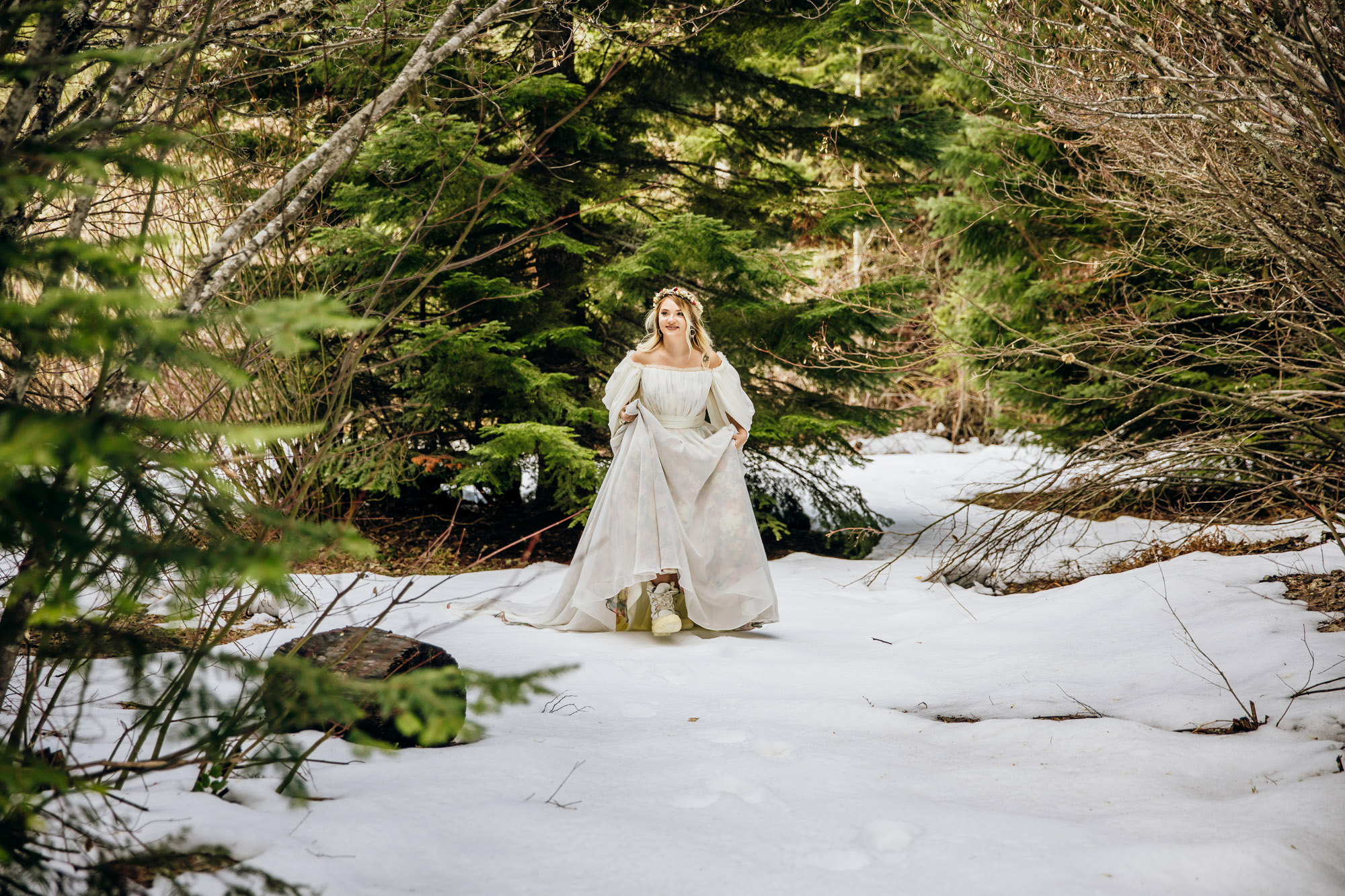 Snoqualmie Pass elopement by Seattle Wedding Photographer James Thomas Long Photography