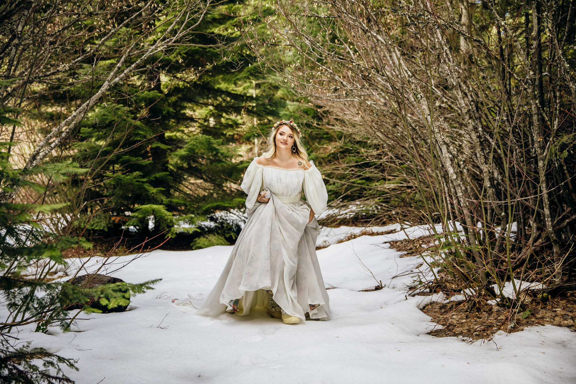 Snoqualmie Pass elopement by Seattle Wedding Photographer James Thomas Long Photography