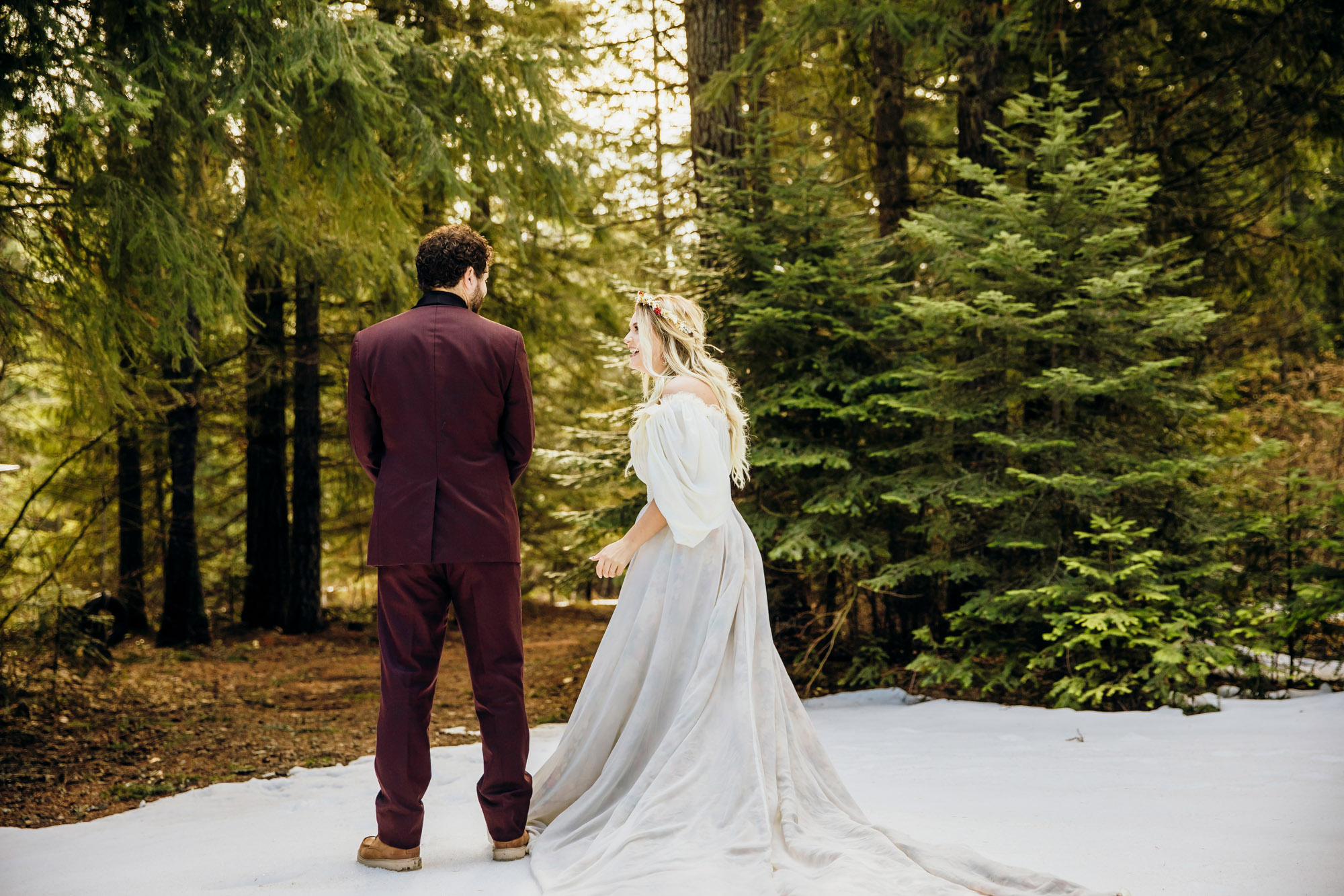 Snoqualmie Pass elopement by Seattle Wedding Photographer James Thomas Long Photography