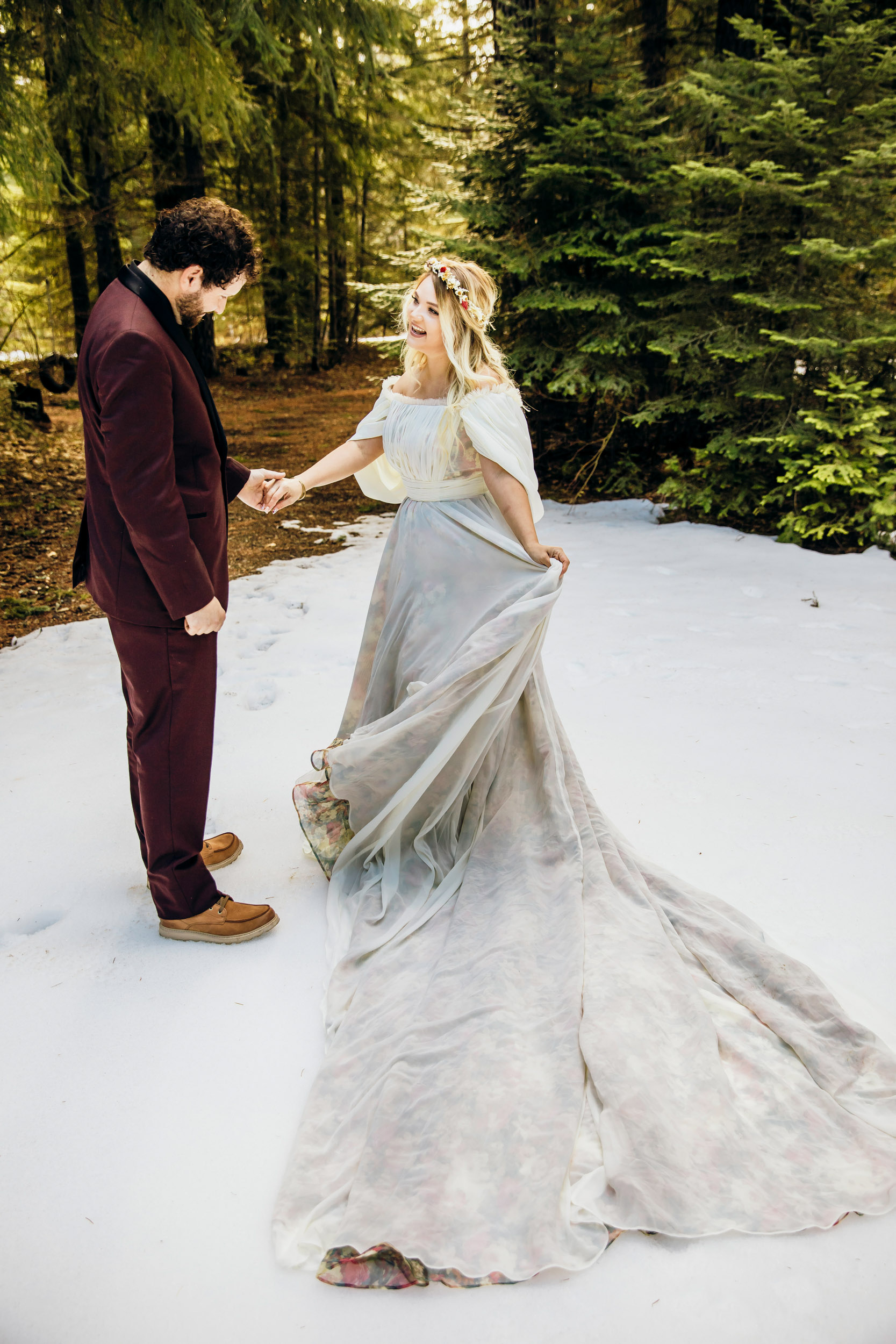 Snoqualmie Pass elopement by Seattle Wedding Photographer James Thomas Long Photography