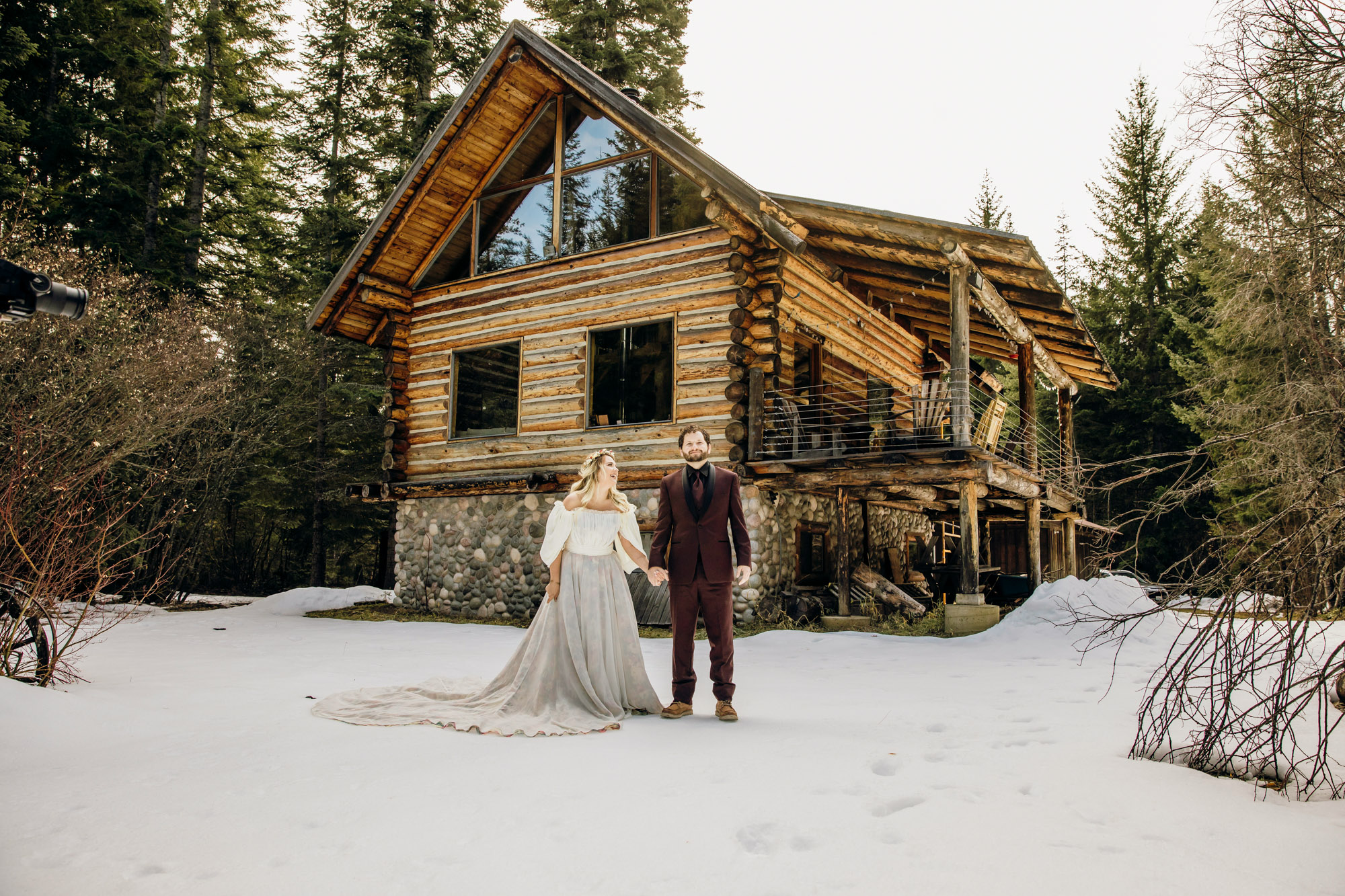 Snoqualmie Pass elopement by Seattle Wedding Photographer James Thomas Long Photography