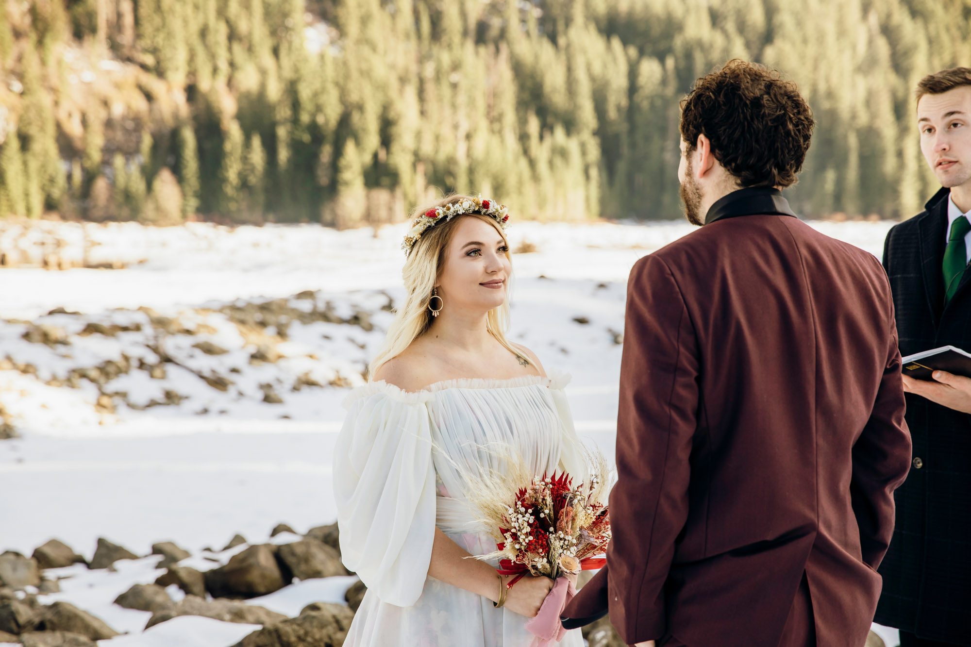 Snoqualmie Pass elopement by Seattle Wedding Photographer James Thomas Long Photography