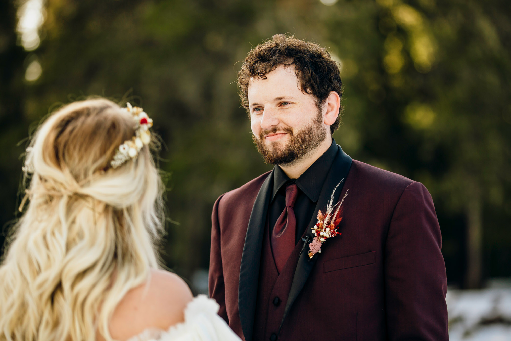 Snoqualmie Pass elopement by Seattle Wedding Photographer James Thomas Long Photography