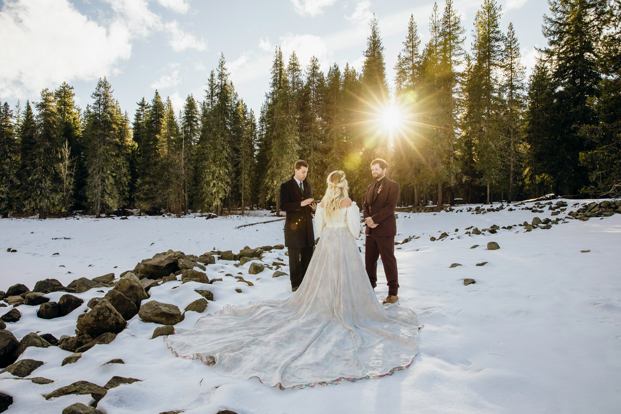 Snoqualmie Pass elopement by Seattle Wedding Photographer James Thomas Long Photography