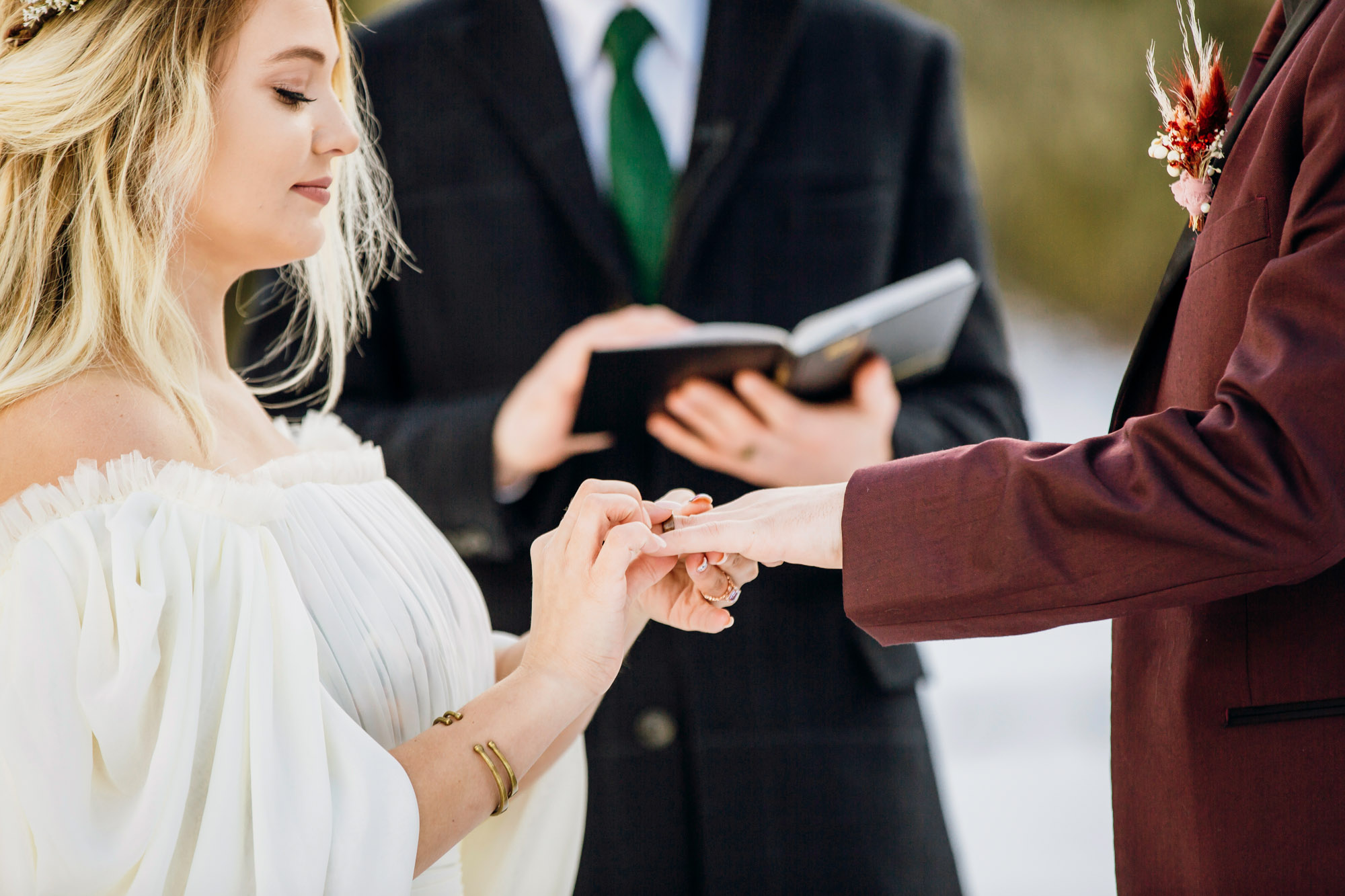 Snoqualmie Pass elopement by Seattle Wedding Photographer James Thomas Long Photography