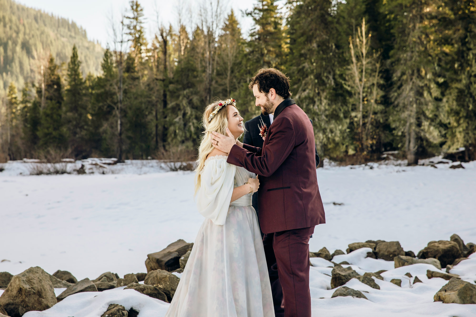 Snoqualmie Pass elopement by Seattle Wedding Photographer James Thomas Long Photography