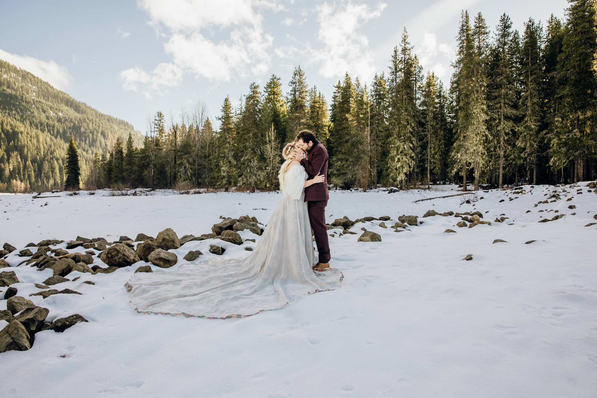 Snoqualmie Pass elopement by Seattle Wedding Photographer James Thomas Long Photography