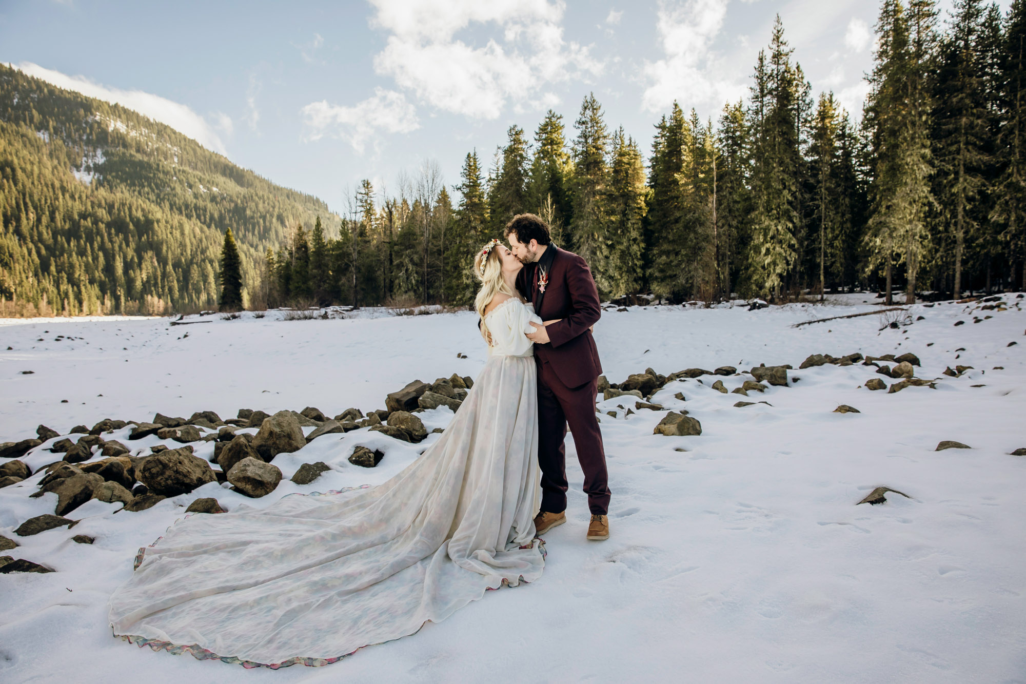 Snoqualmie Pass elopement by Seattle Wedding Photographer James Thomas Long Photography