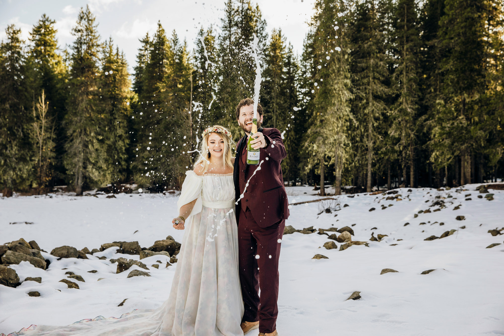 Snoqualmie Pass elopement by Seattle Wedding Photographer James Thomas Long Photography