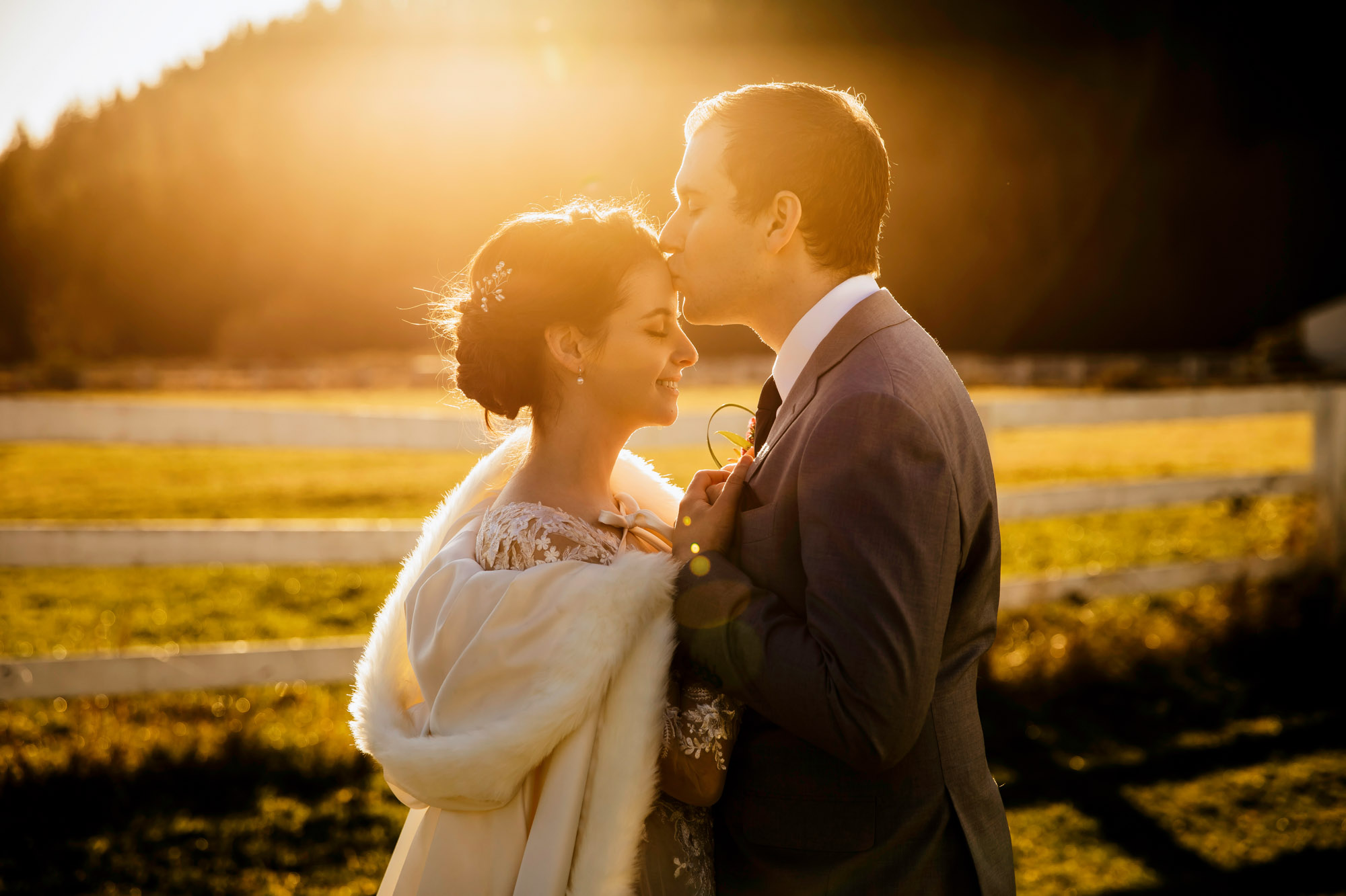 Rein Fire Ranch elopement by Seattle wedding photographer James Thomas Long Photography