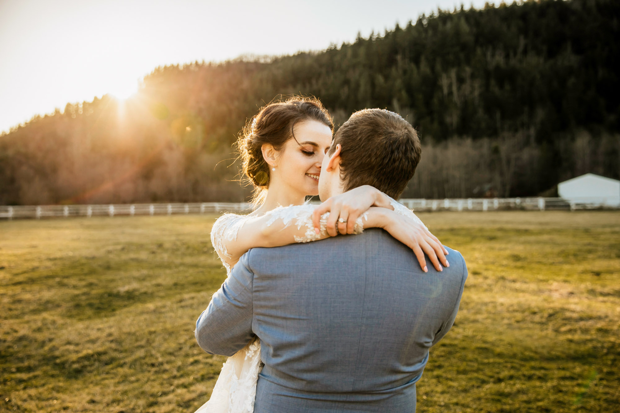 Rein Fire Ranch elopement by Seattle wedding photographer James Thomas Long Photography