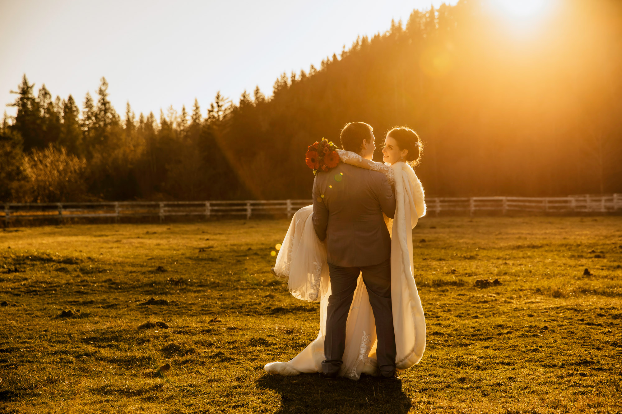 Rein Fire Ranch elopement by Seattle wedding photographer James Thomas Long Photography