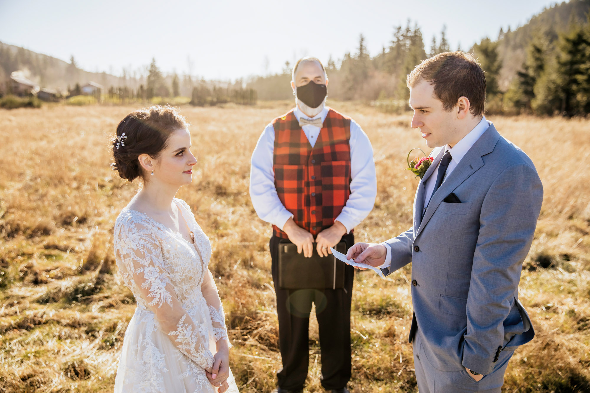 Rein Fire Ranch elopement by Seattle wedding photographer James Thomas Long Photography