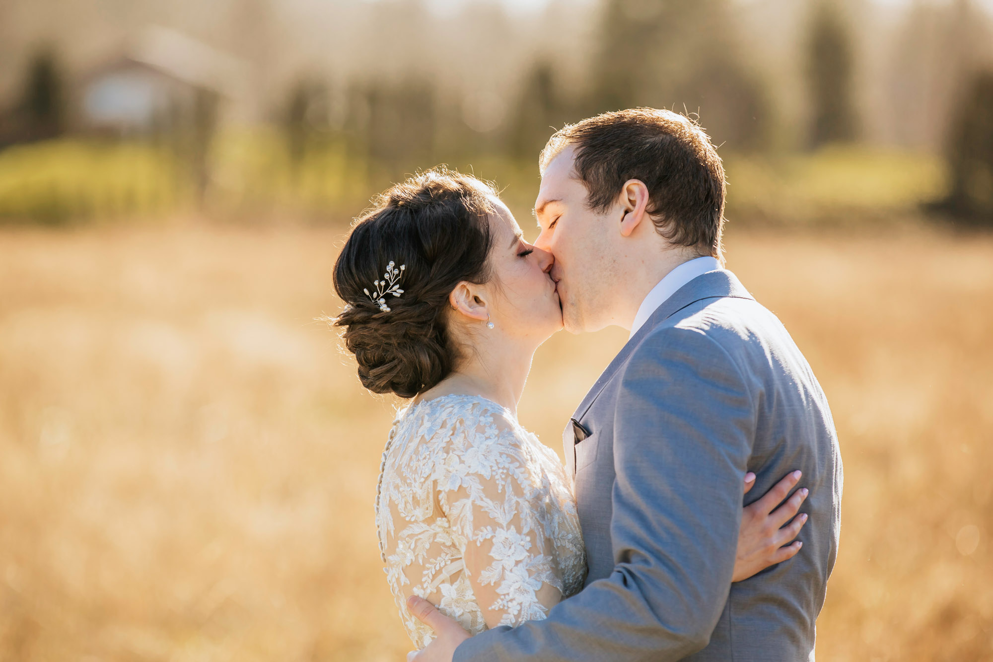 Rein Fire Ranch elopement by Seattle wedding photographer James Thomas Long Photography