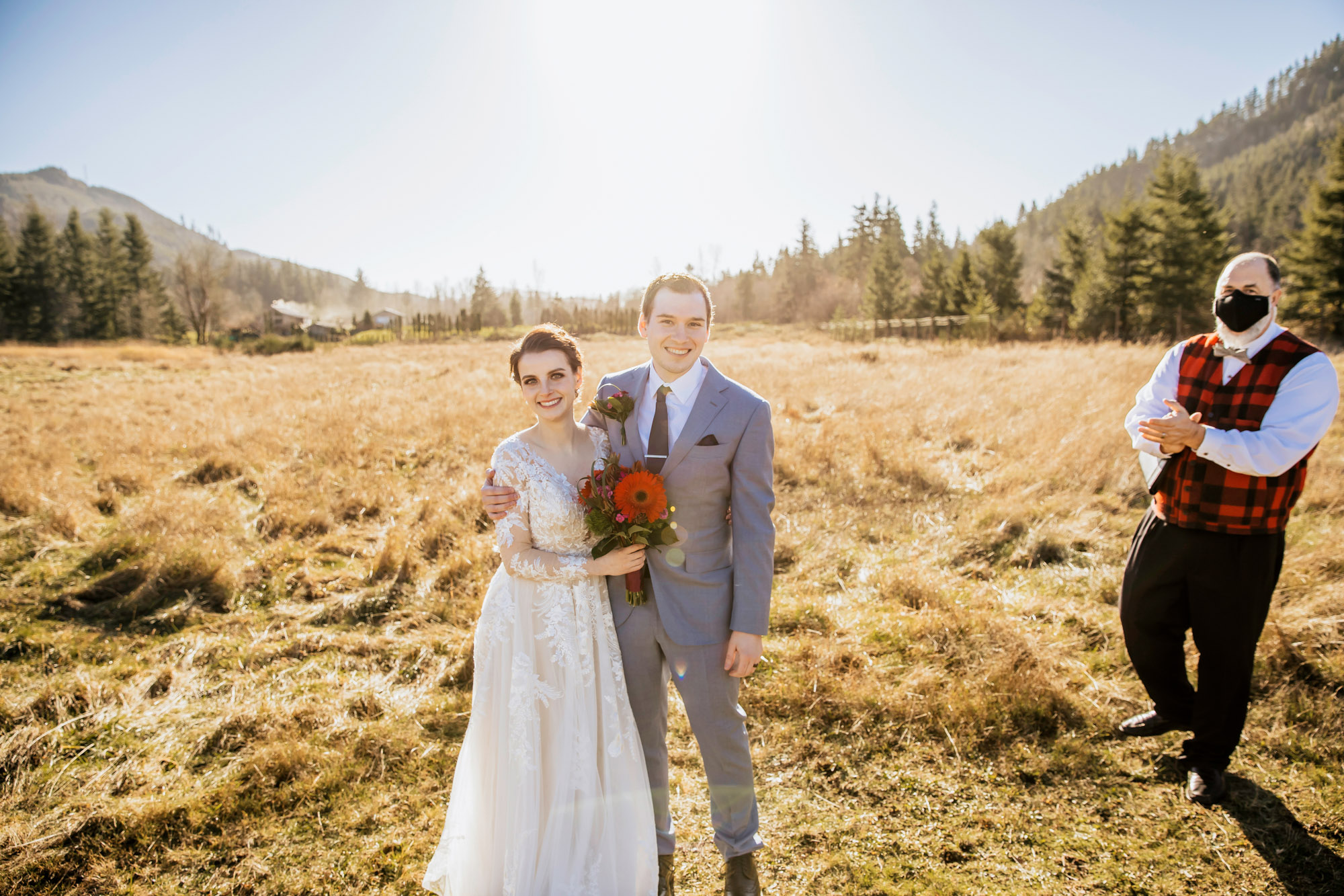 Rein Fire Ranch elopement by Seattle wedding photographer James Thomas Long Photography