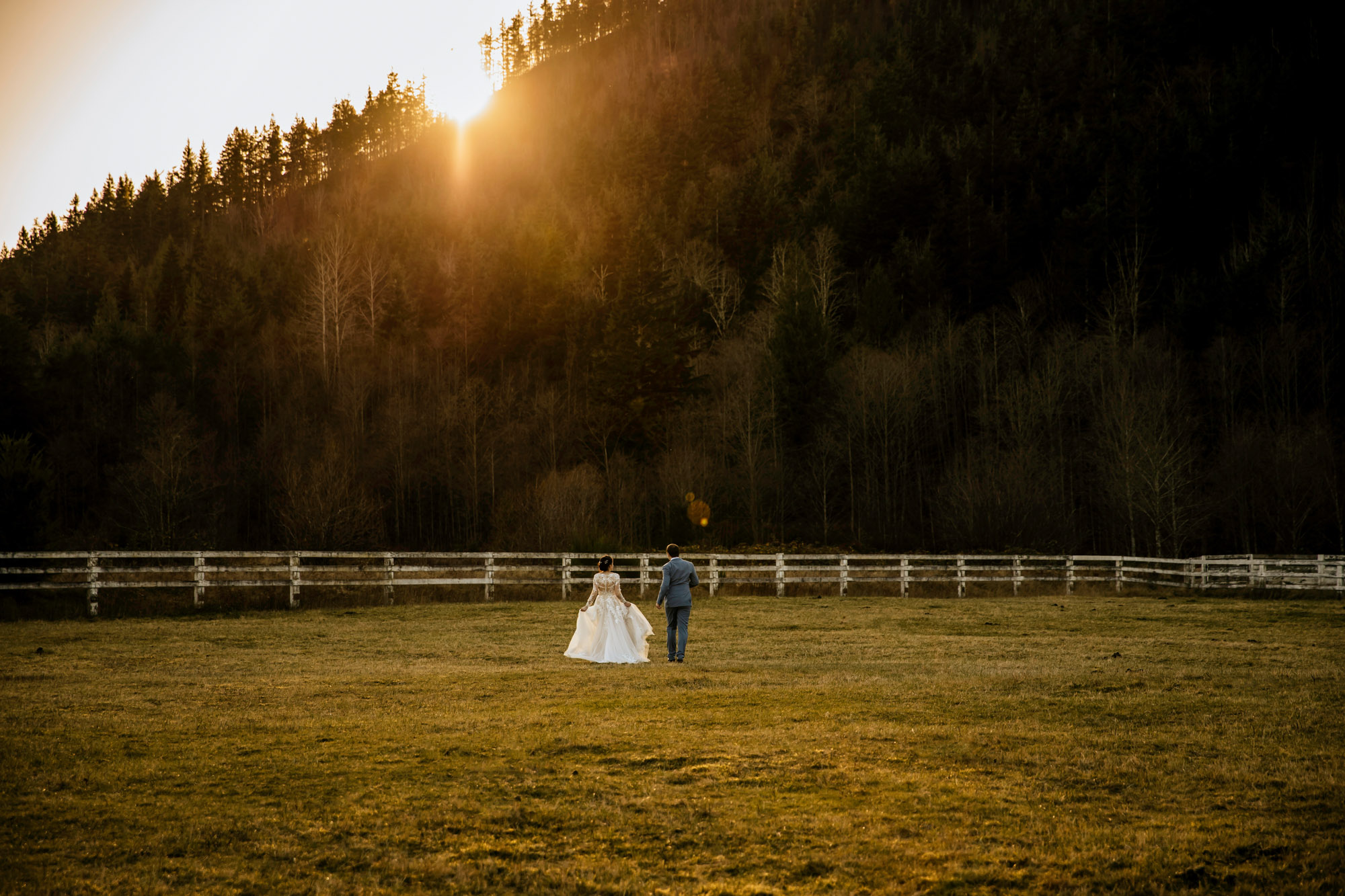 Rein Fire Ranch elopement by Seattle wedding photographer James Thomas Long Photography