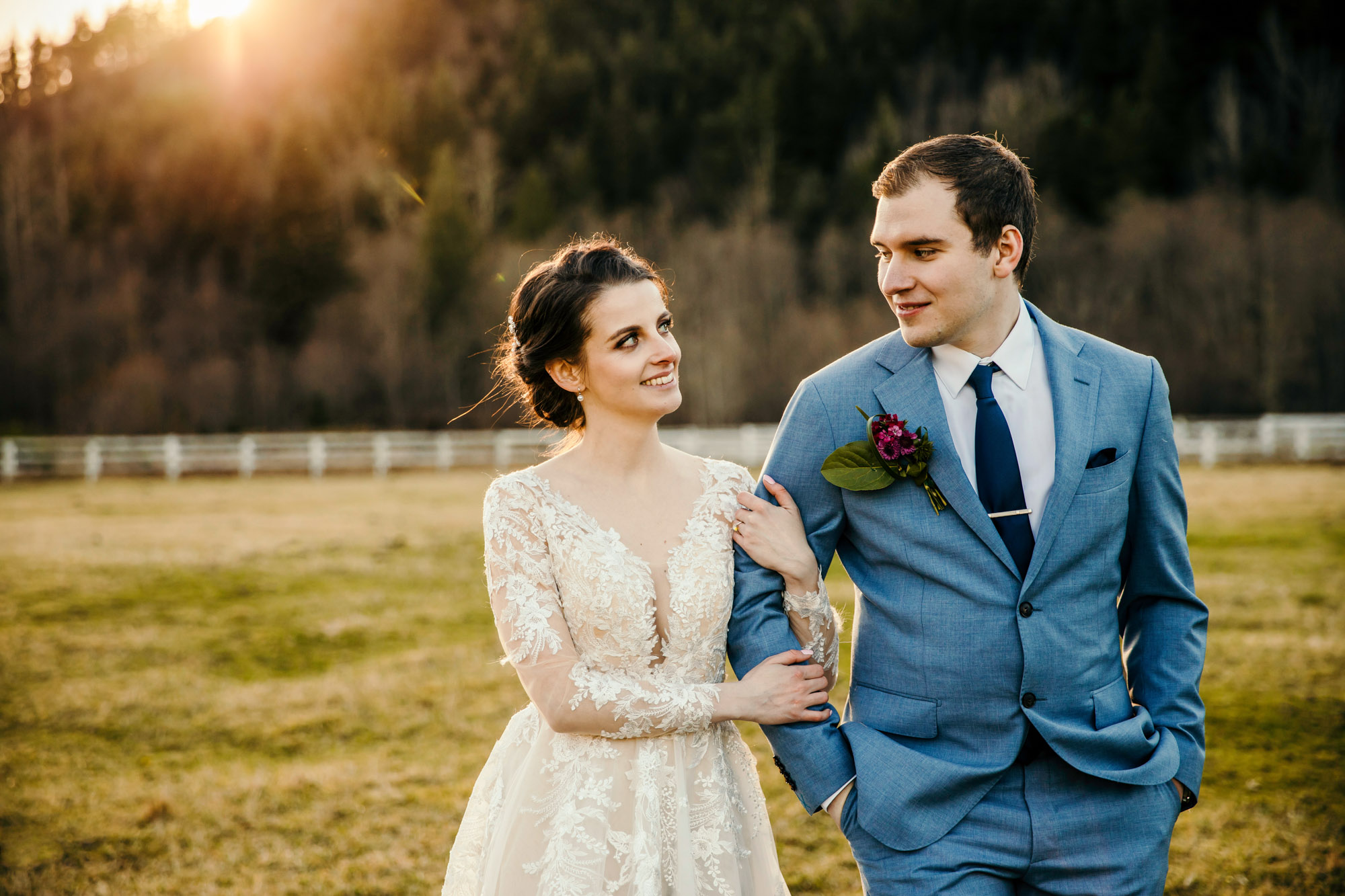 Rein Fire Ranch elopement by Seattle wedding photographer James Thomas Long Photography