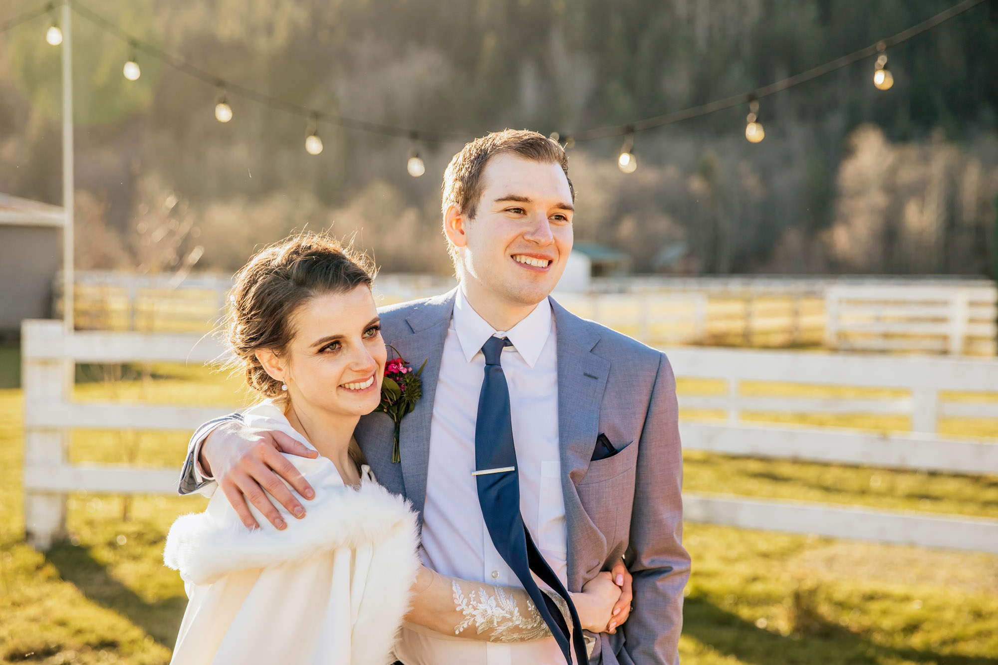 Rein Fire Ranch elopement by Seattle wedding photographer James Thomas Long Photography