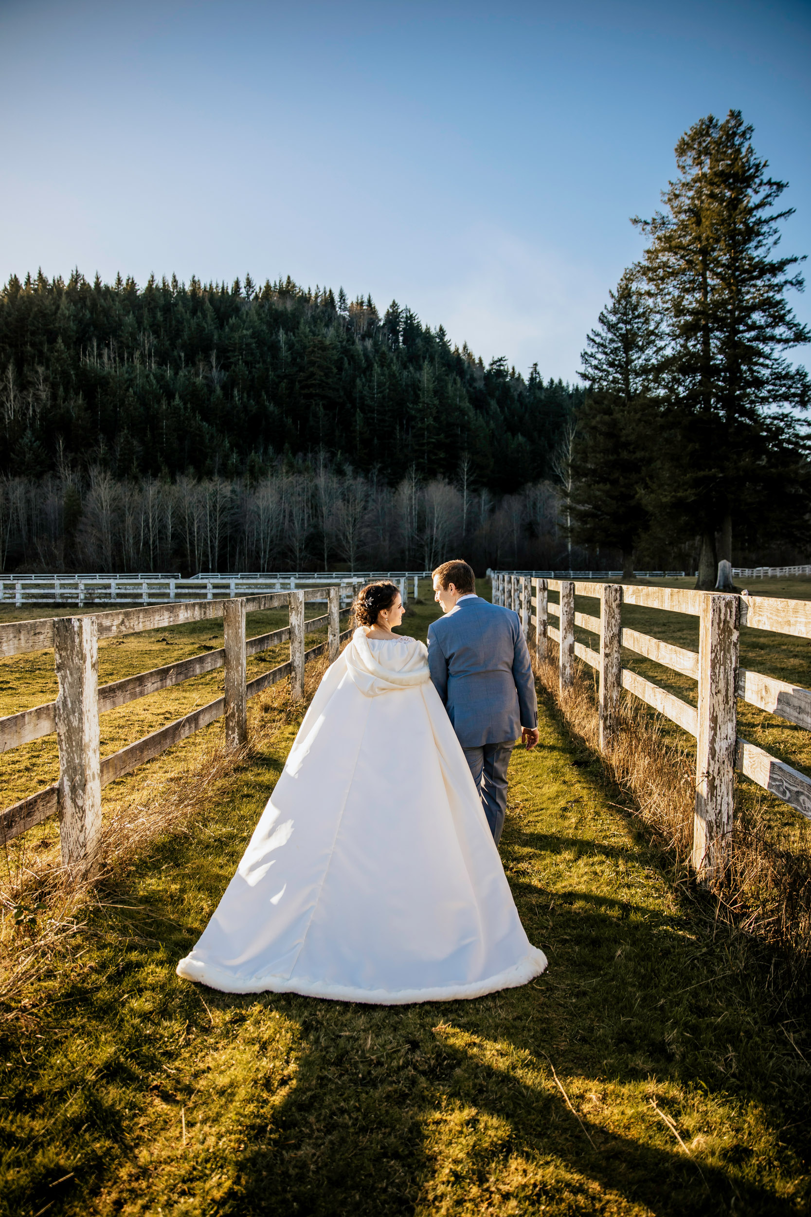 Rein Fire Ranch elopement by Seattle wedding photographer James Thomas Long Photography