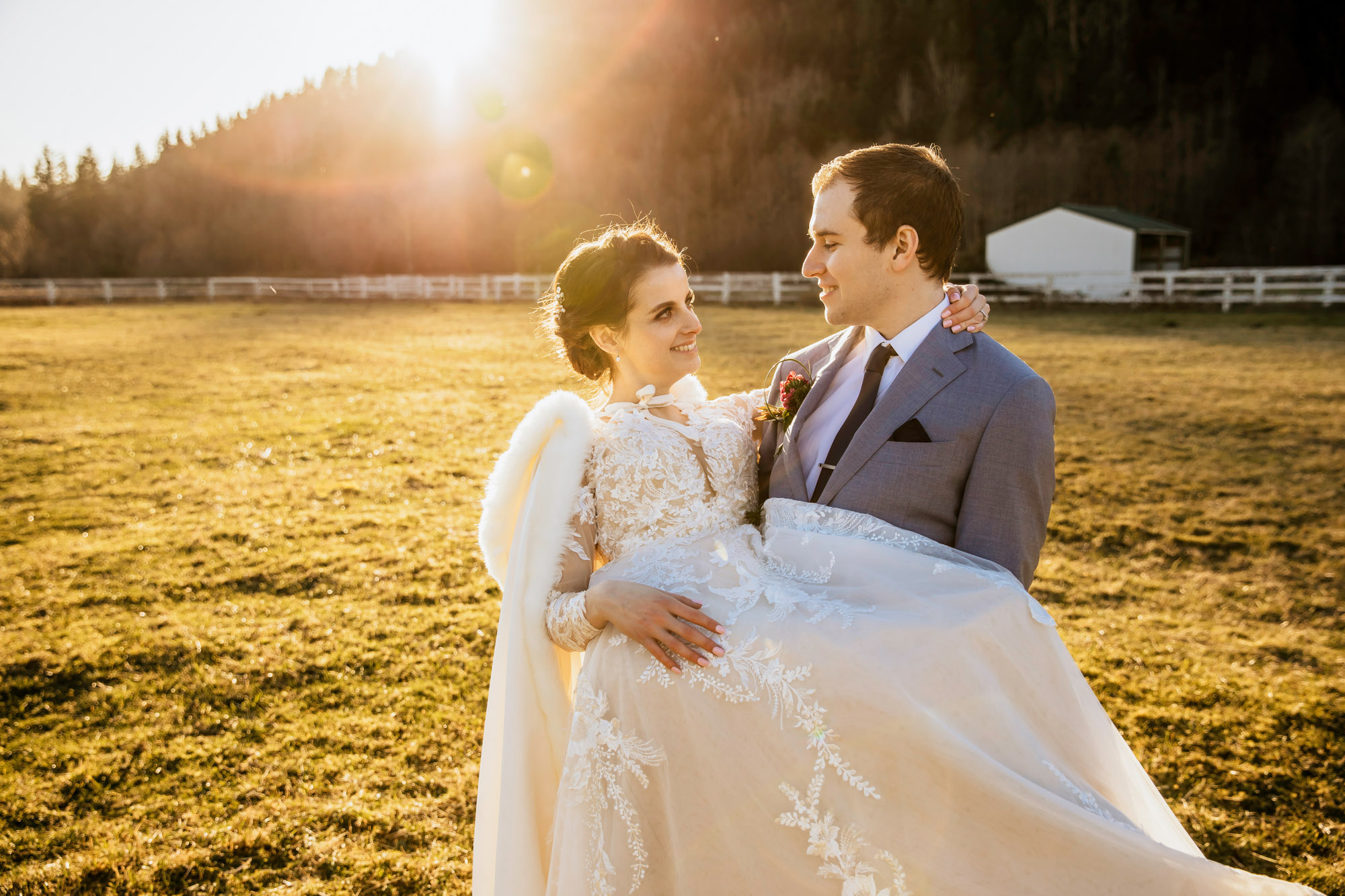 Rein Fire Ranch elopement by Seattle wedding photographer James Thomas Long Photography