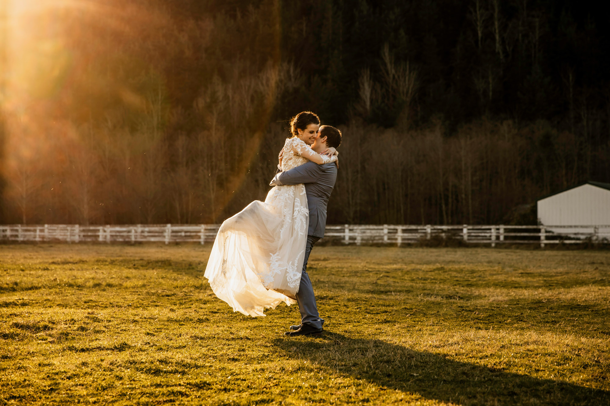 Rein Fire Ranch elopement by Seattle wedding photographer James Thomas Long Photography