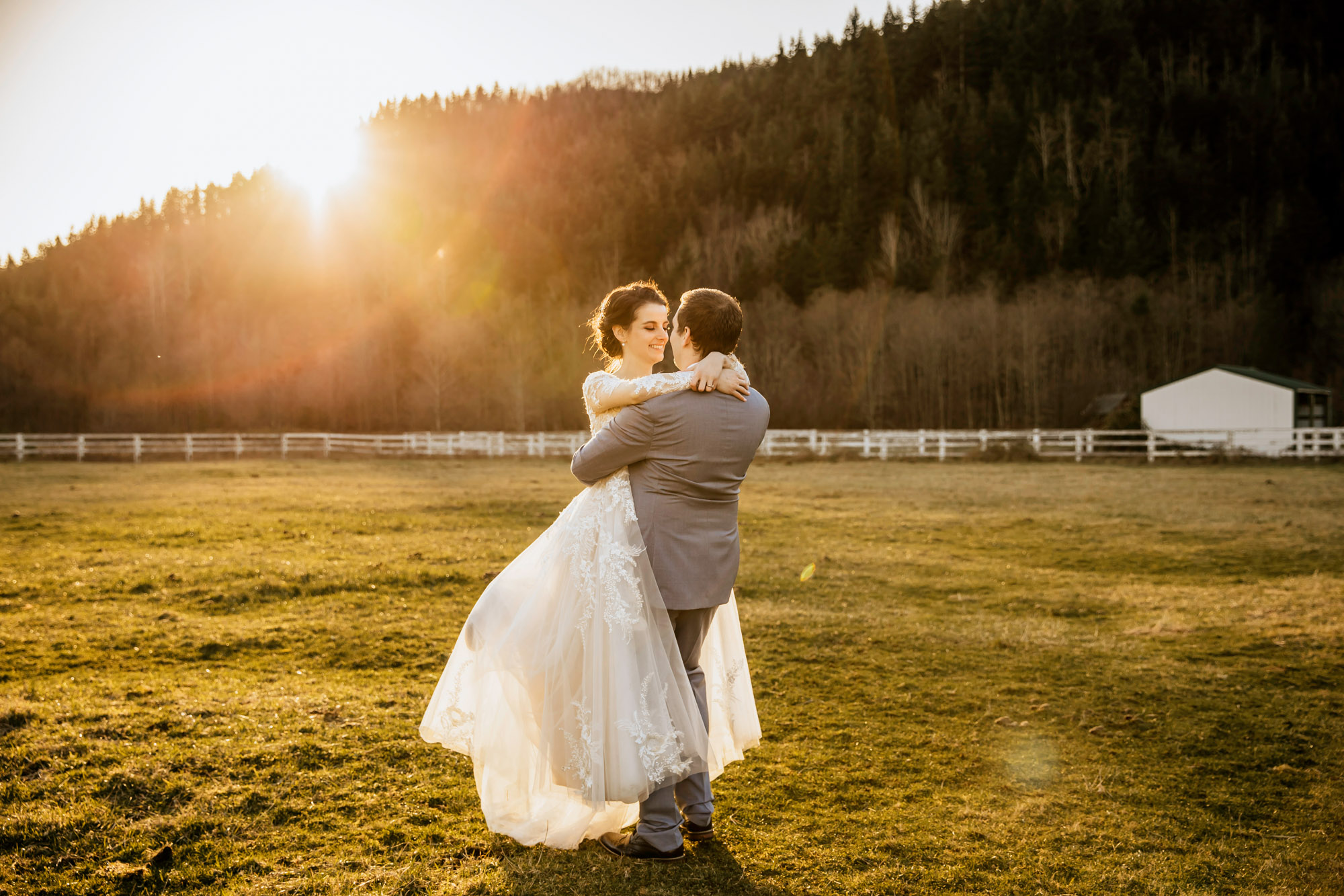 Rein Fire Ranch elopement by Seattle wedding photographer James Thomas Long Photography