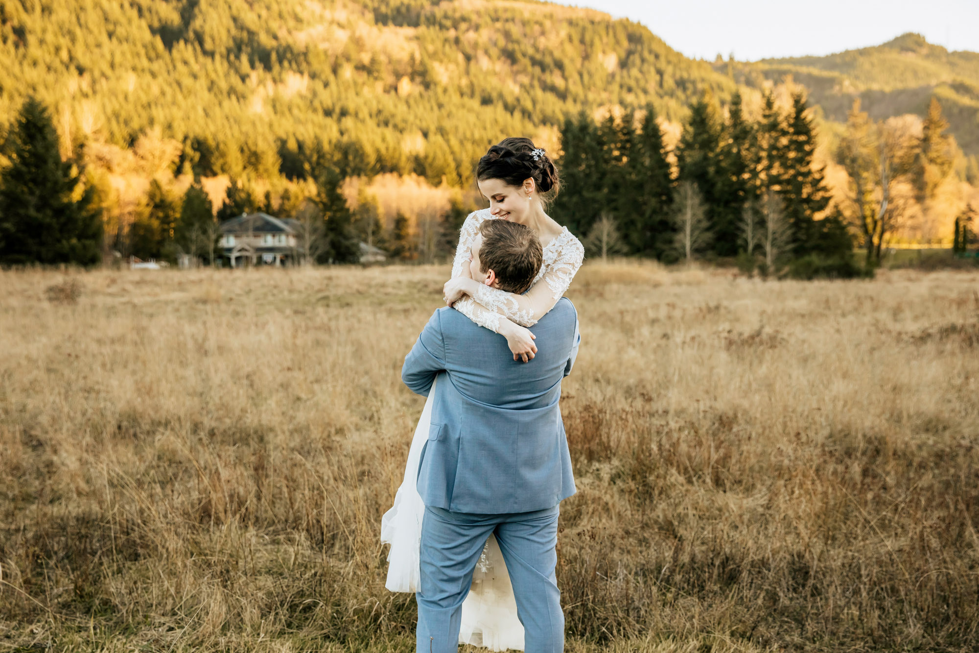 Rein Fire Ranch elopement by Seattle wedding photographer James Thomas Long Photography