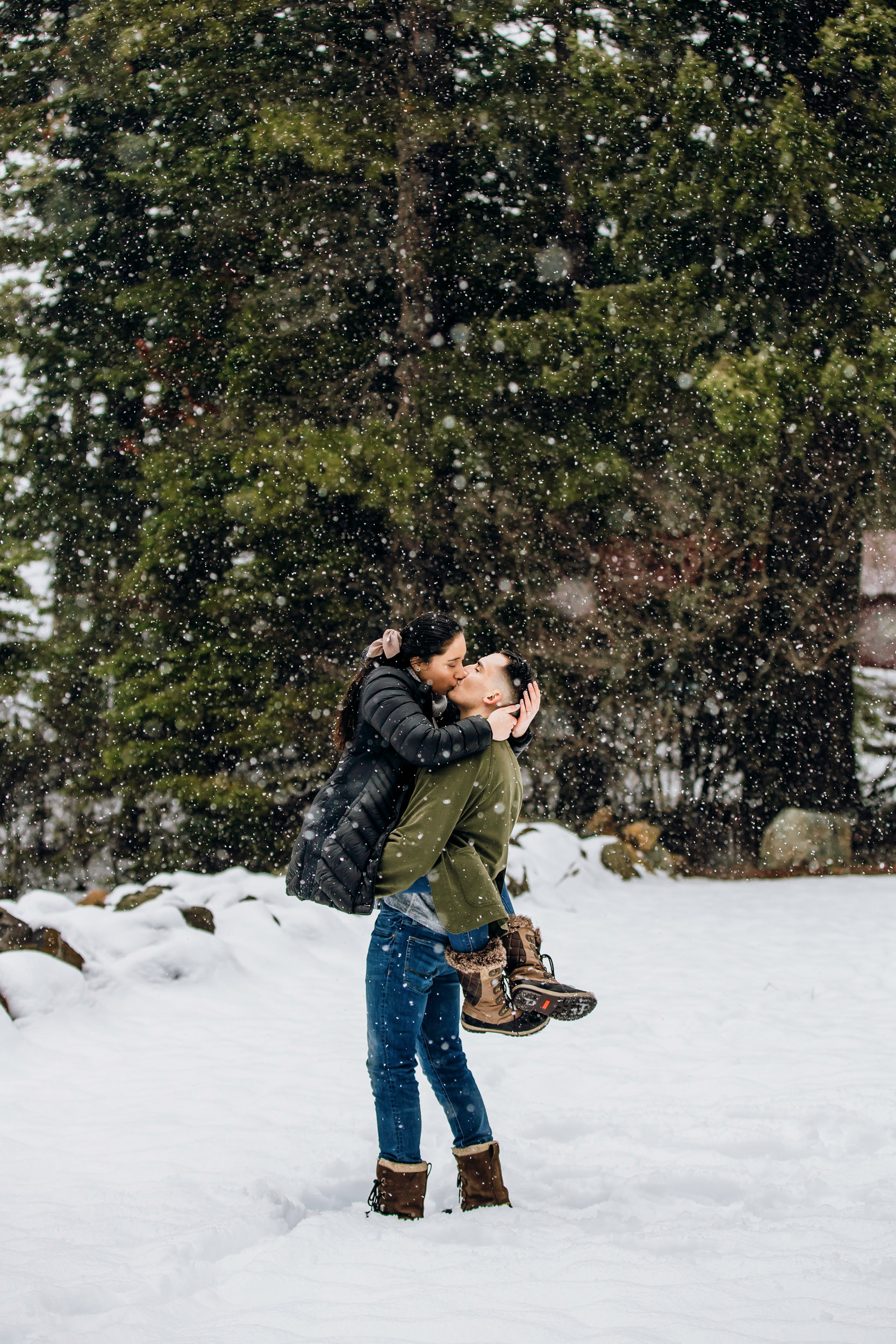 Cle Elum engagement session in the snow by Seattle wedding photographer James Thomas Long Photography