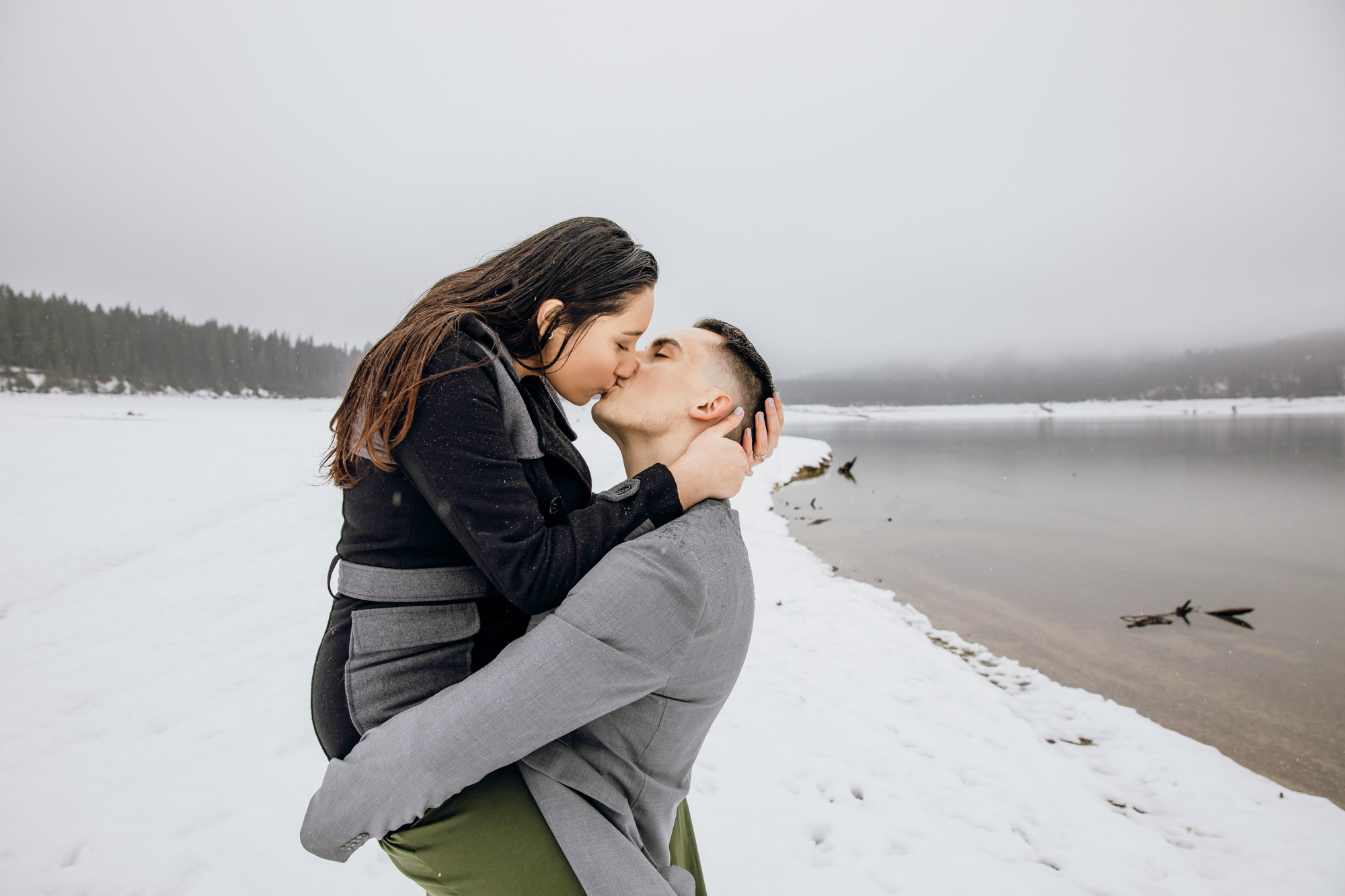 Cle Elum engagement session in the snow by Seattle wedding photographer James Thomas Long Photography