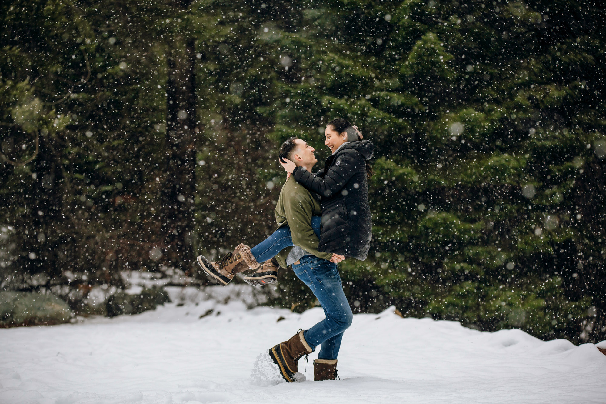 Cle Elum engagement session in the snow by Seattle wedding photographer James Thomas Long Photography