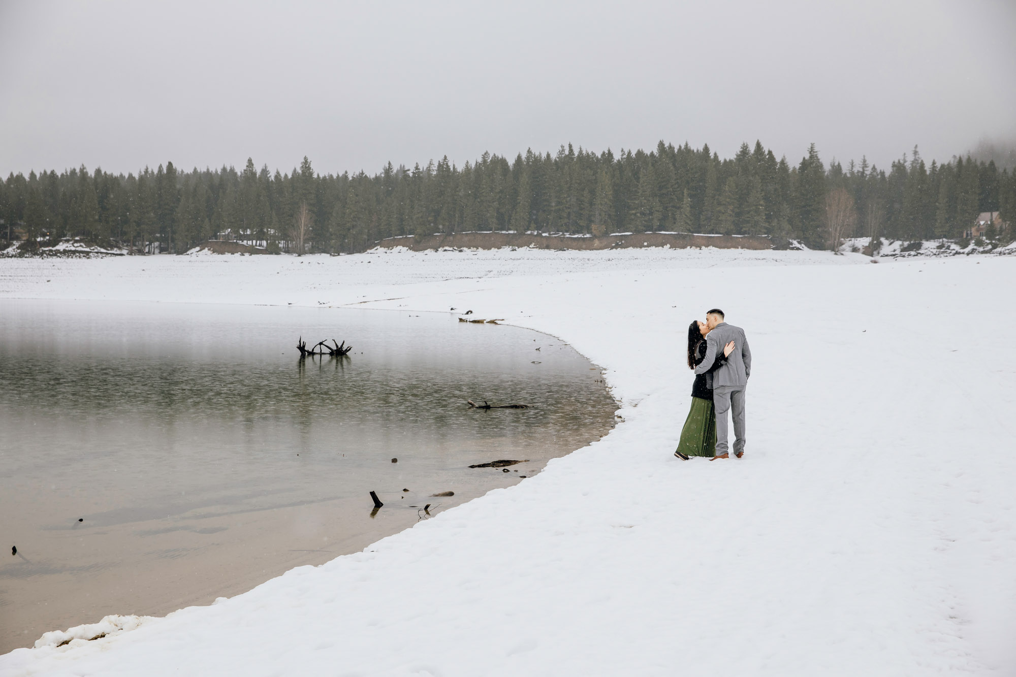 Cle Elum engagement session in the snow by Seattle wedding photographer James Thomas Long Photography