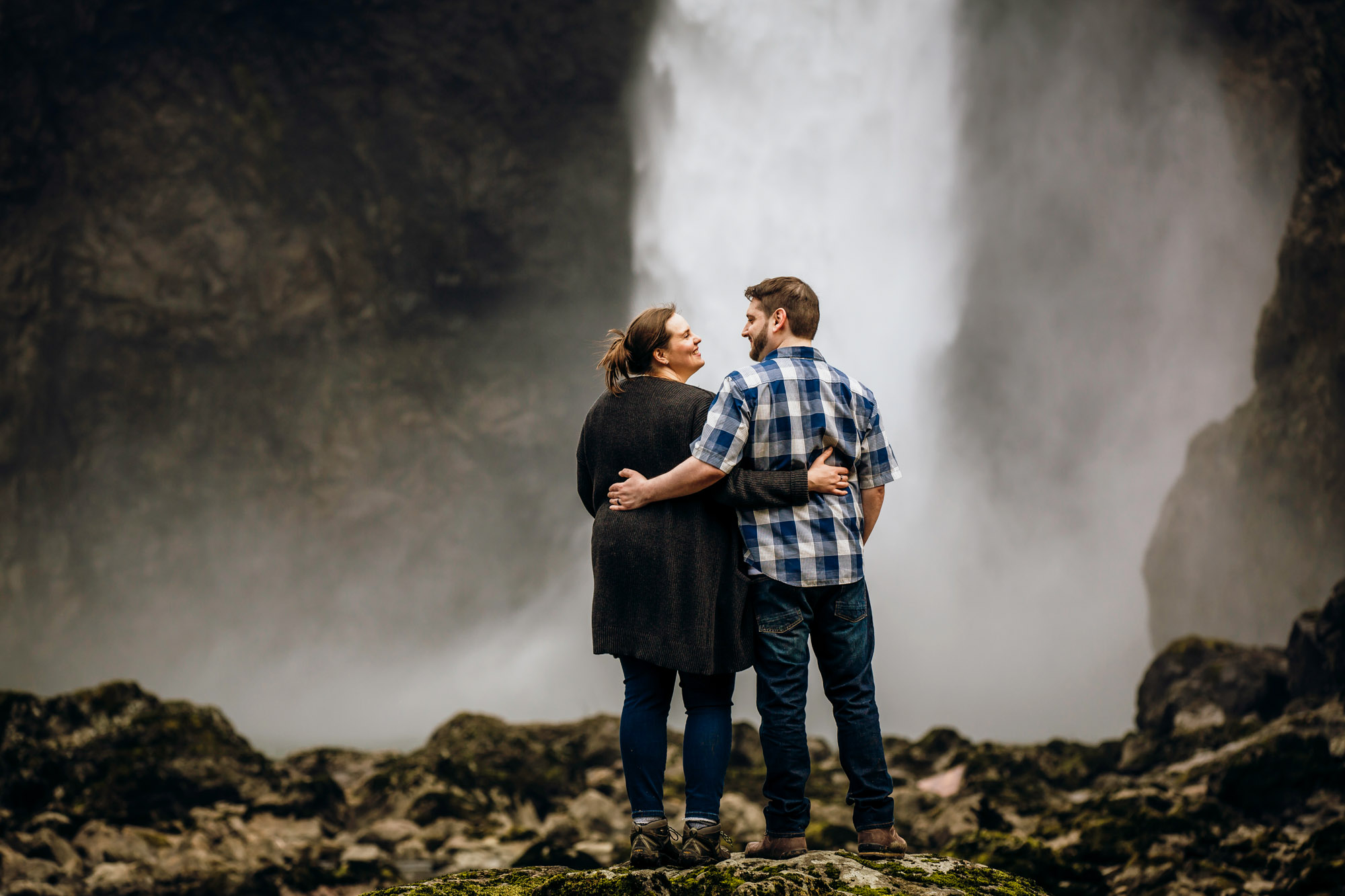 Snoqualmie Falls engagement session by James Thomas Long Photography