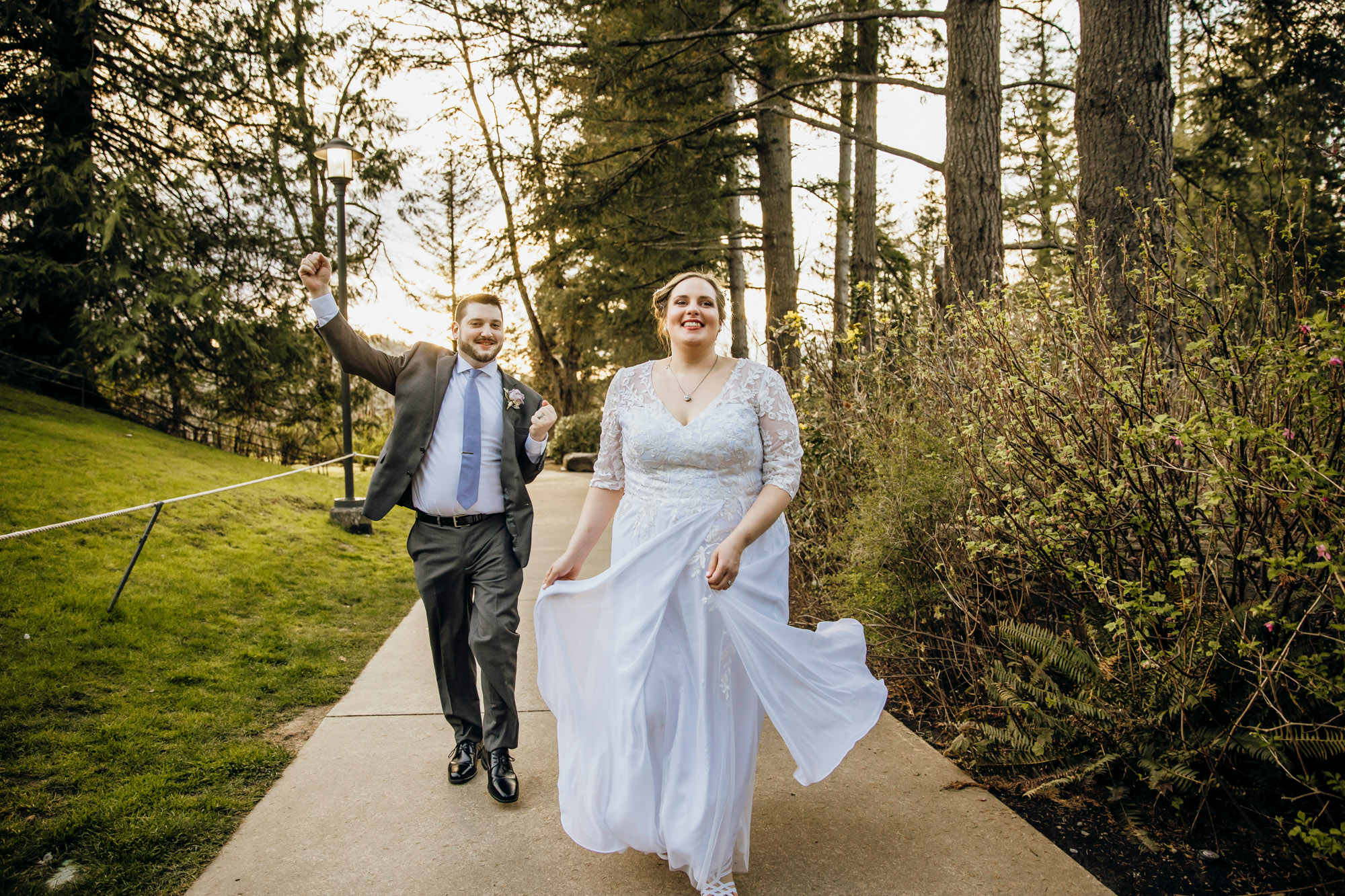 Salish Lodge Snoqualmie Falls wedding by Seattle Wedding Photographer James Thomas Long Photography