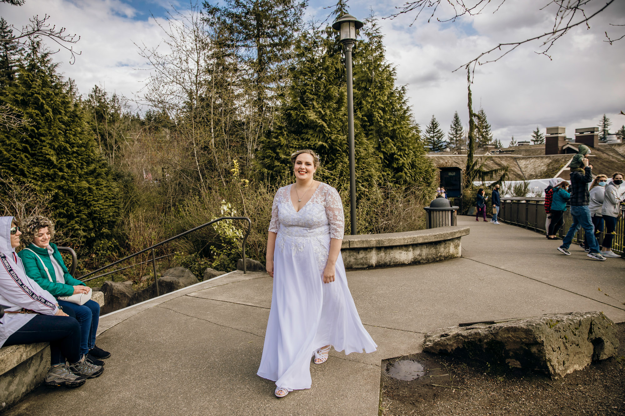 Salish Lodge Snoqualmie Falls wedding by Seattle Wedding Photographer James Thomas Long Photography