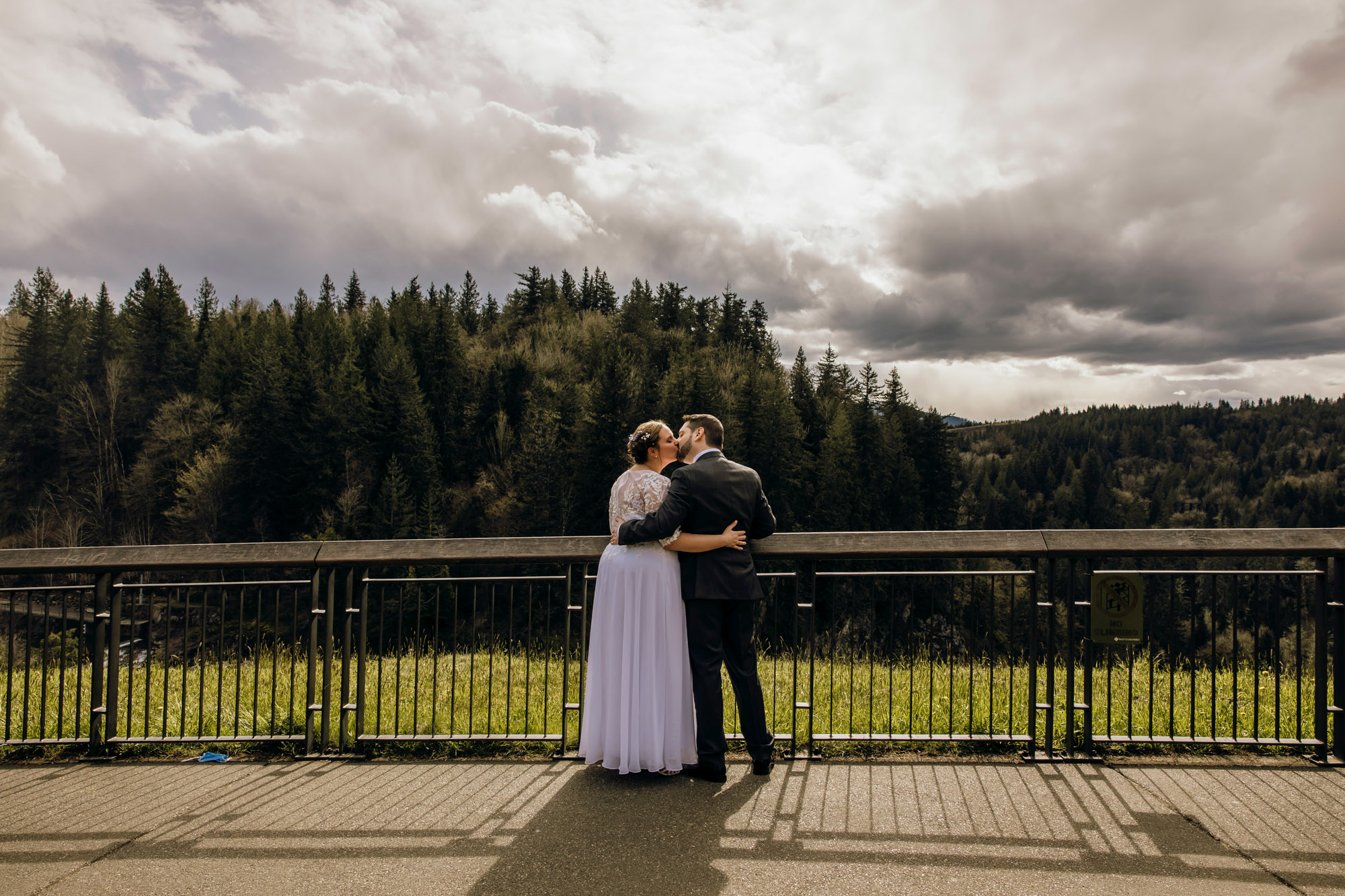 Salish Lodge Snoqualmie Falls wedding by Seattle Wedding Photographer James Thomas Long Photography