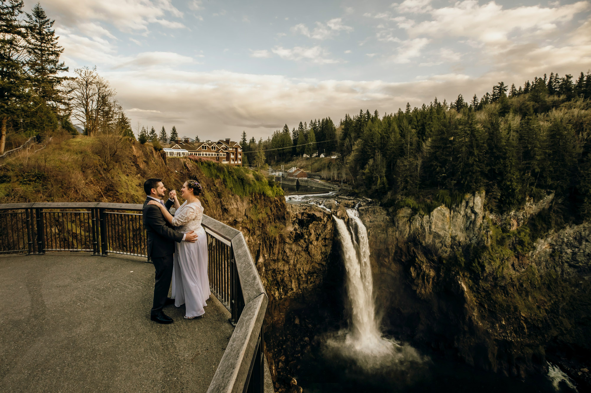 Salish Lodge Snoqualmie Falls wedding by Seattle Wedding Photographer James Thomas Long Photography