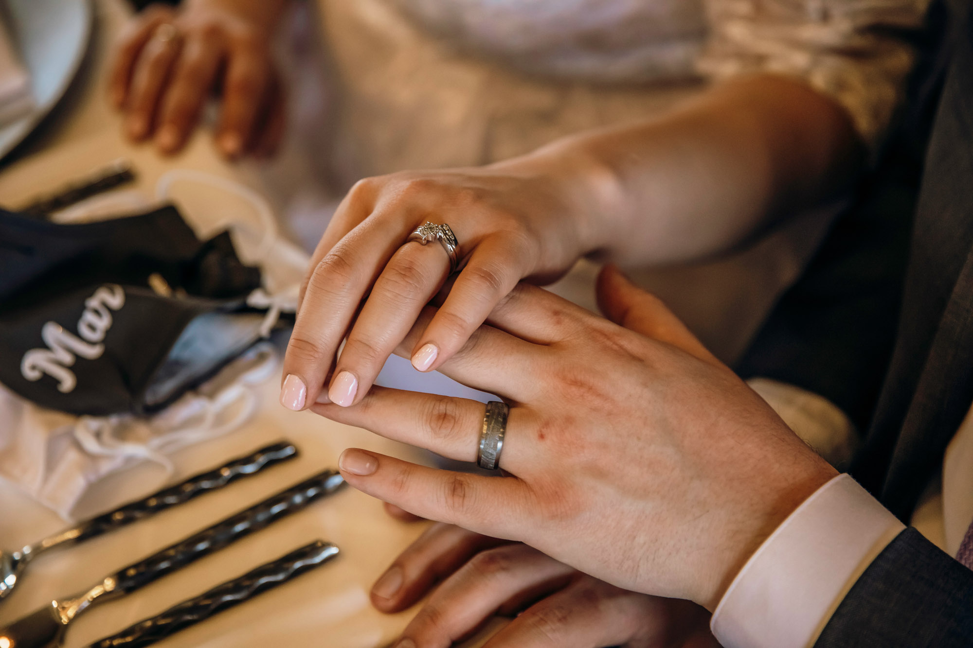 Salish Lodge Snoqualmie Falls wedding by Seattle Wedding Photographer James Thomas Long Photography