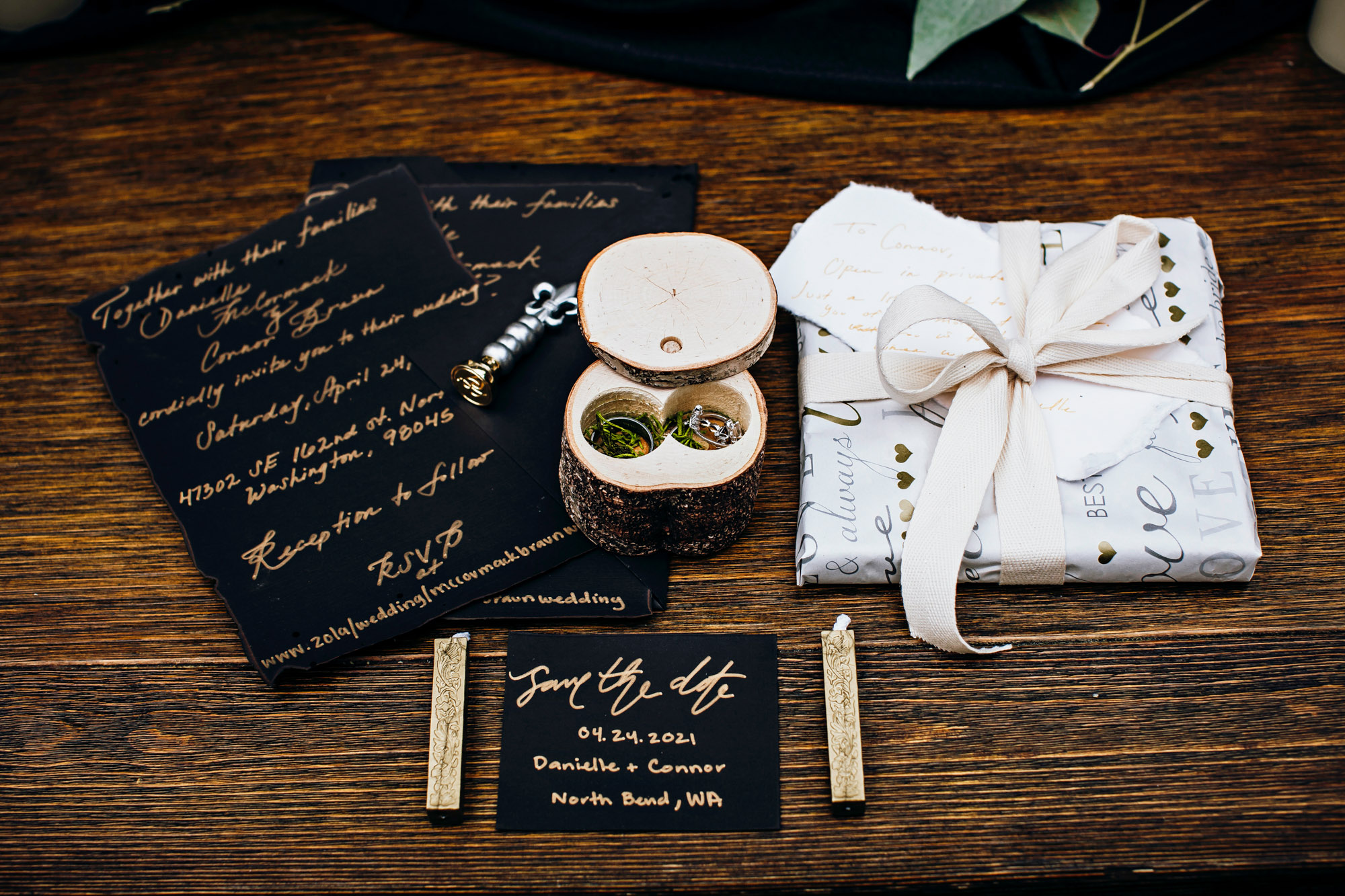 North Bend wedding by Snoqualmie wedding photographer James Thomas Long Photography