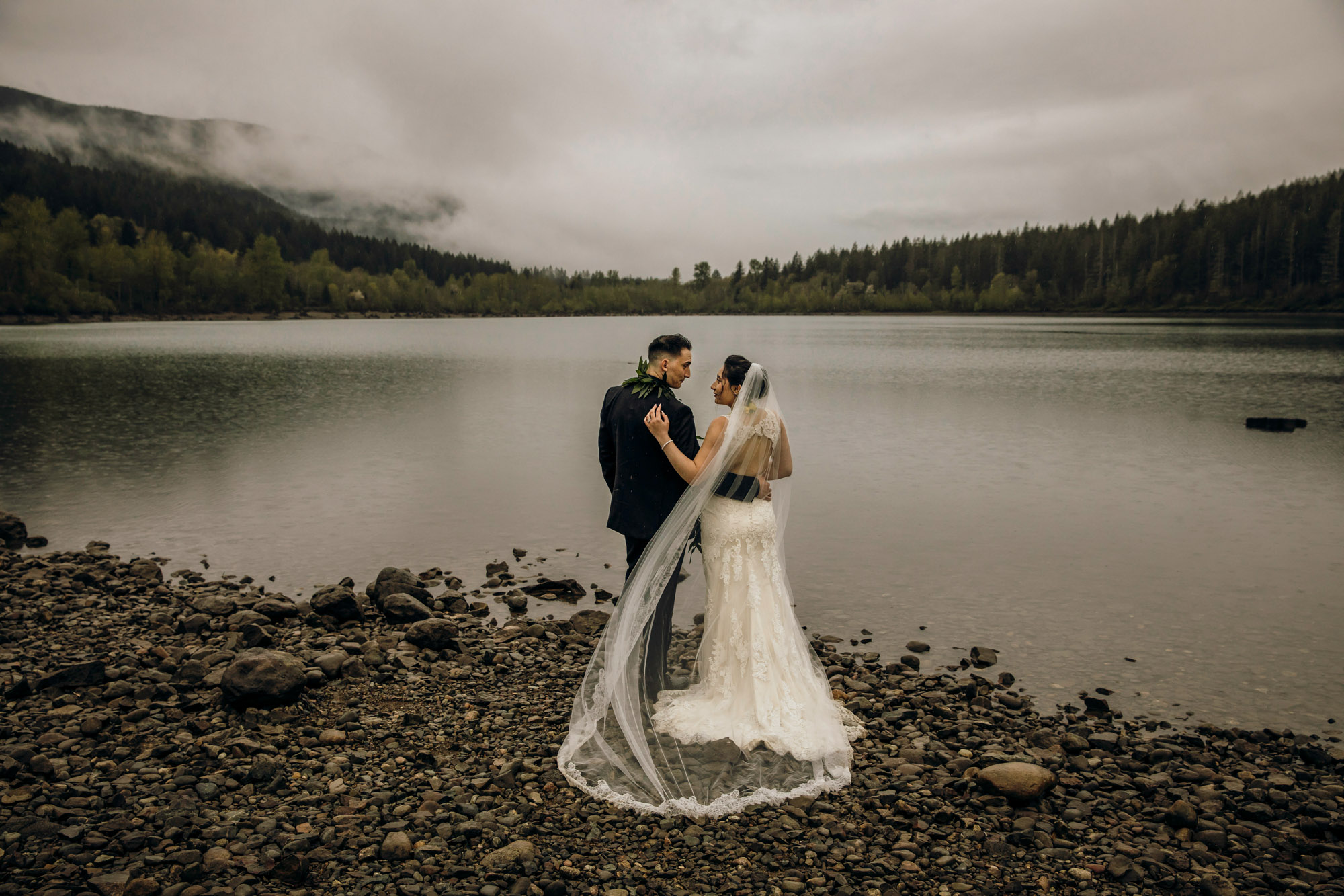 North Bend wedding by Snoqualmie wedding photographer James Thomas Long Photography