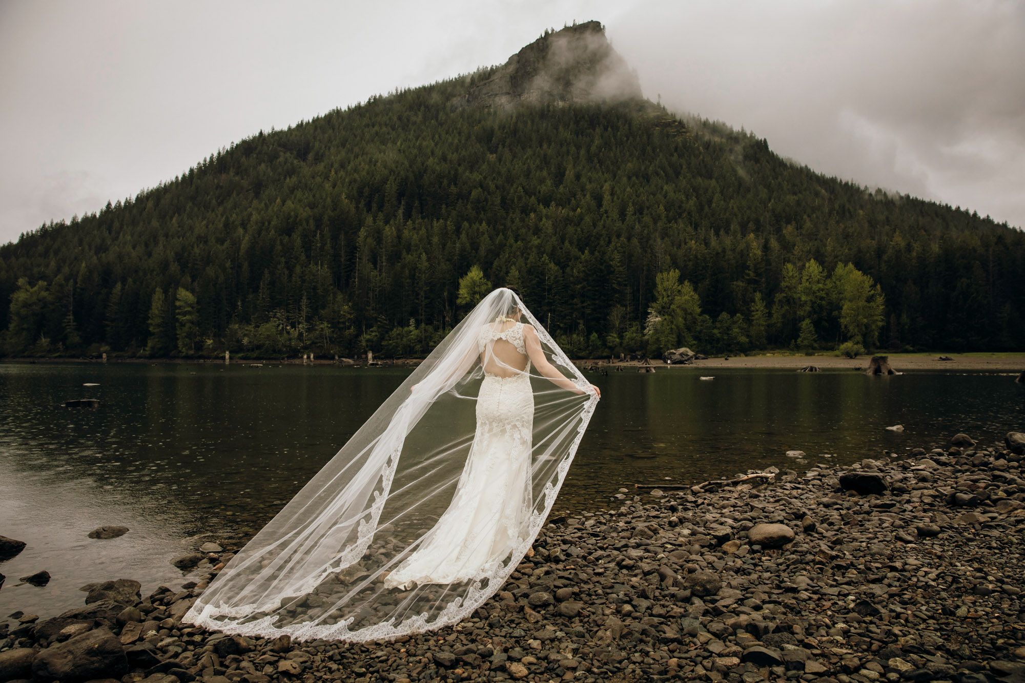 North Bend wedding by Snoqualmie wedding photographer James Thomas Long Photography