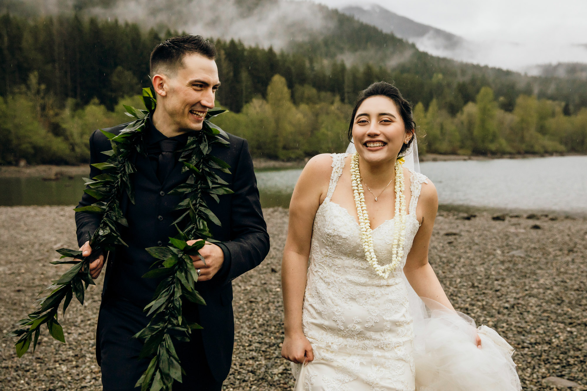 North Bend wedding by Snoqualmie wedding photographer James Thomas Long Photography